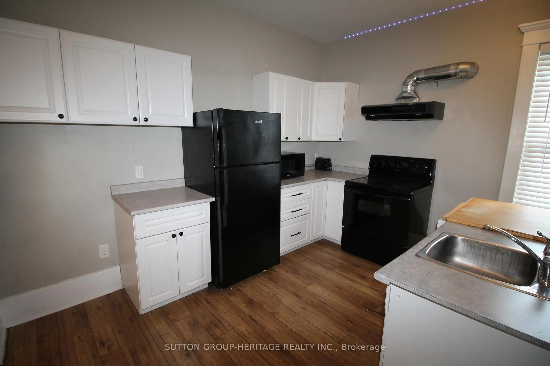 Photo 9 of 260 Stewart Street, Peterborough, Town Ward 3 — HOMEH