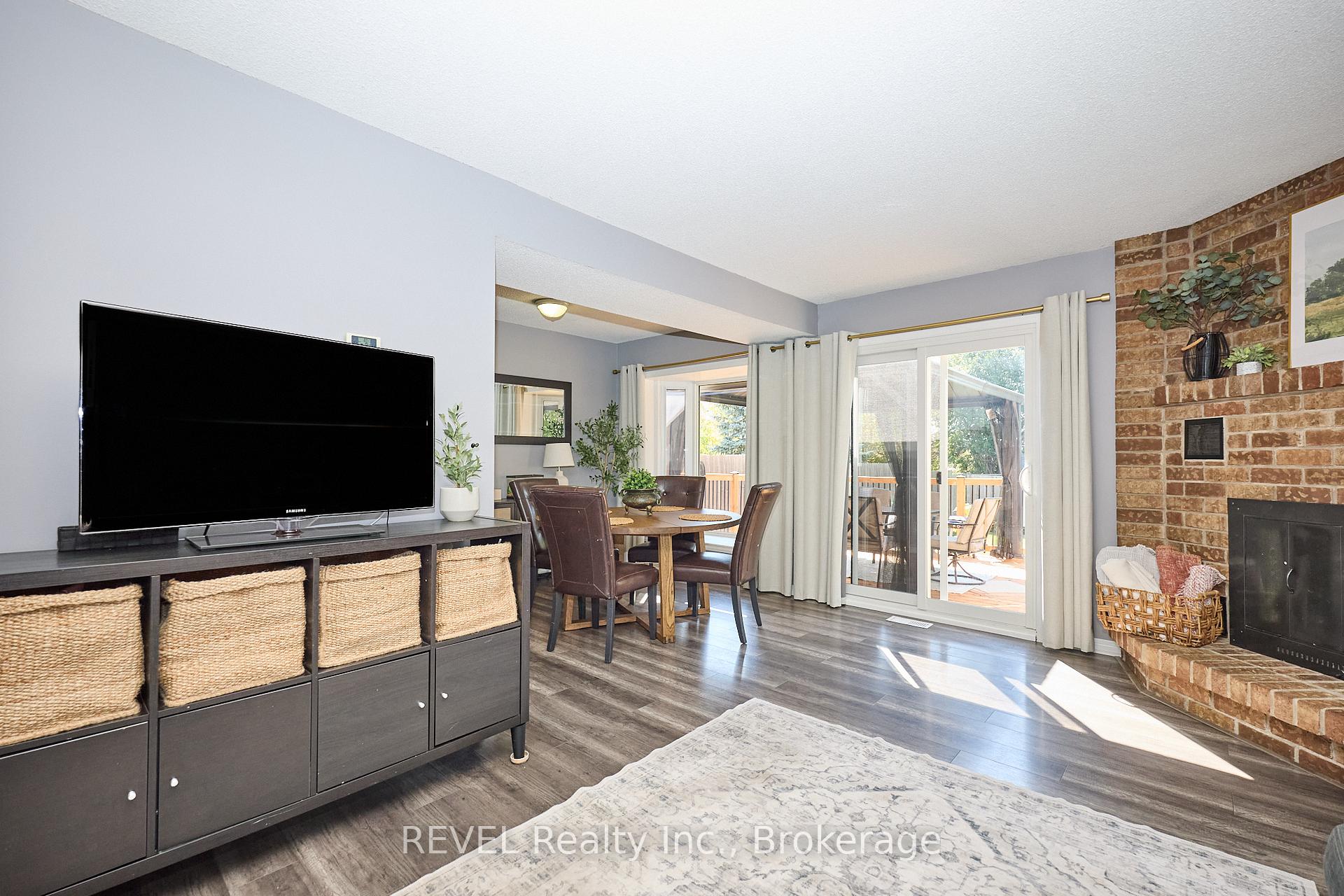 Photo 8 of 35 Romy Crescent, Thorold, Confederation Heights — HOMEH