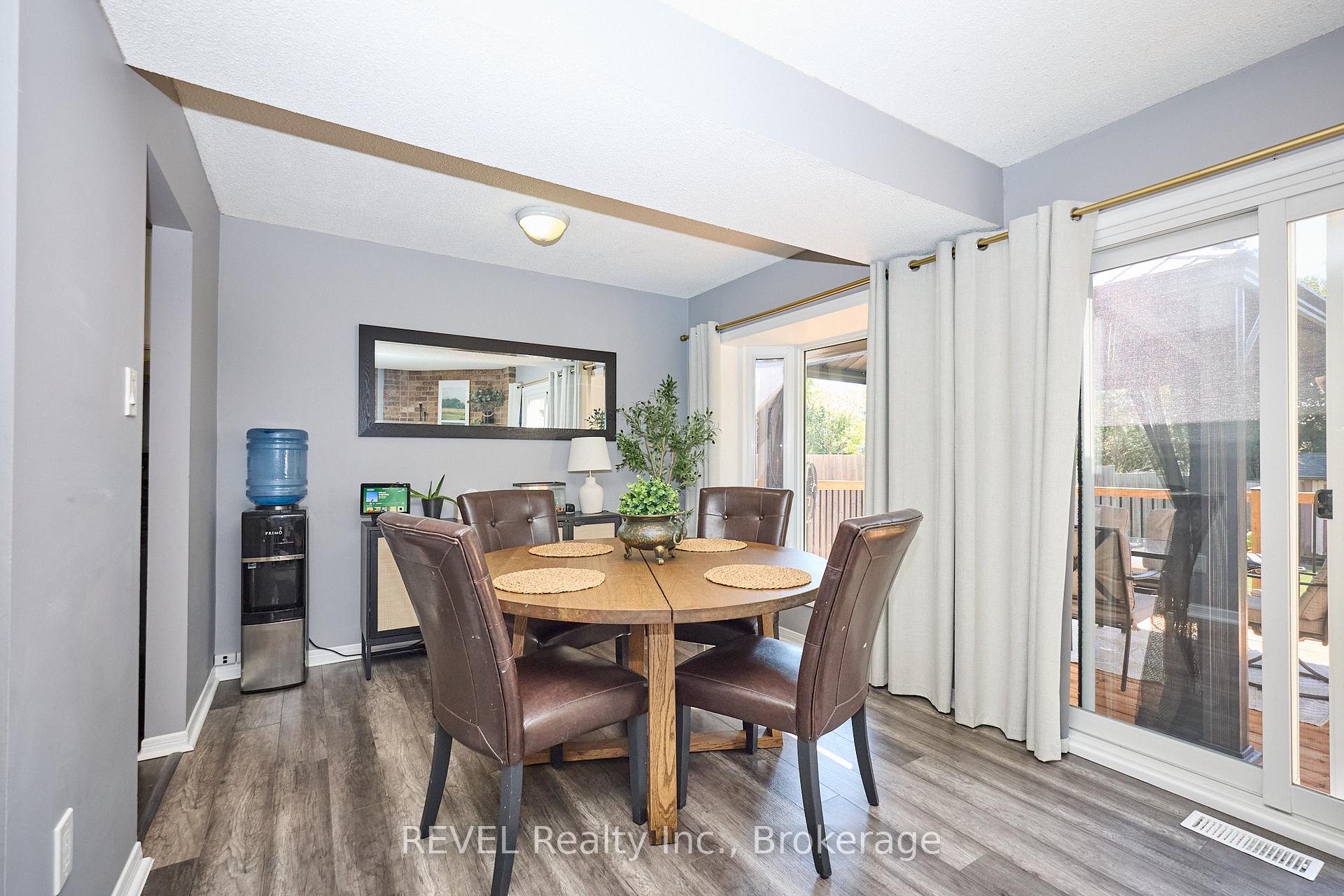 Photo 9 of 35 Romy Crescent, Thorold, Confederation Heights — HOMEH