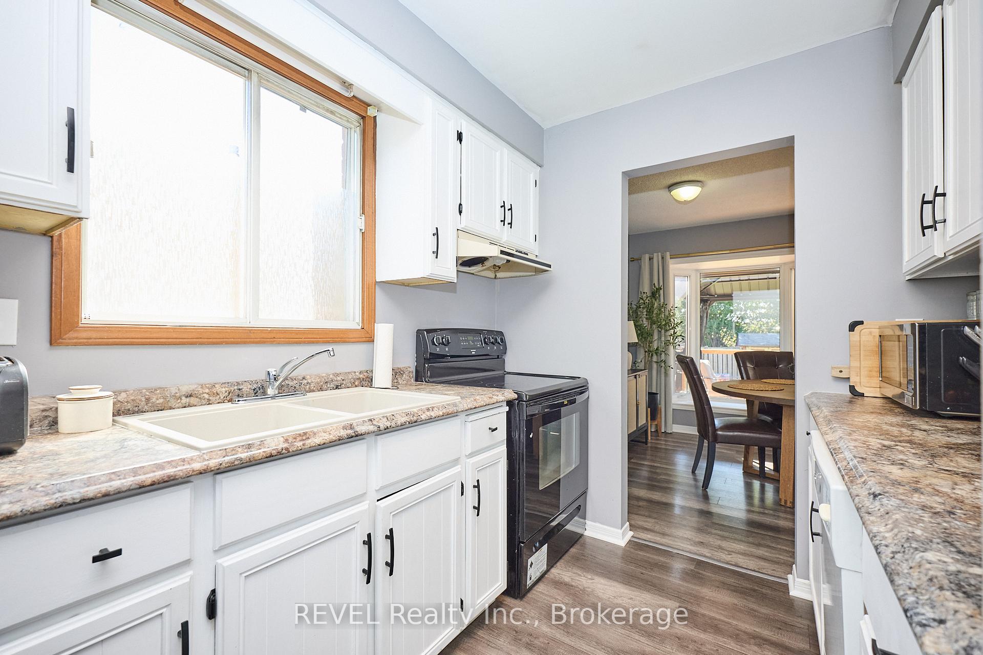 Photo 13 of 35 Romy Crescent, Thorold, Confederation Heights — HOMEH