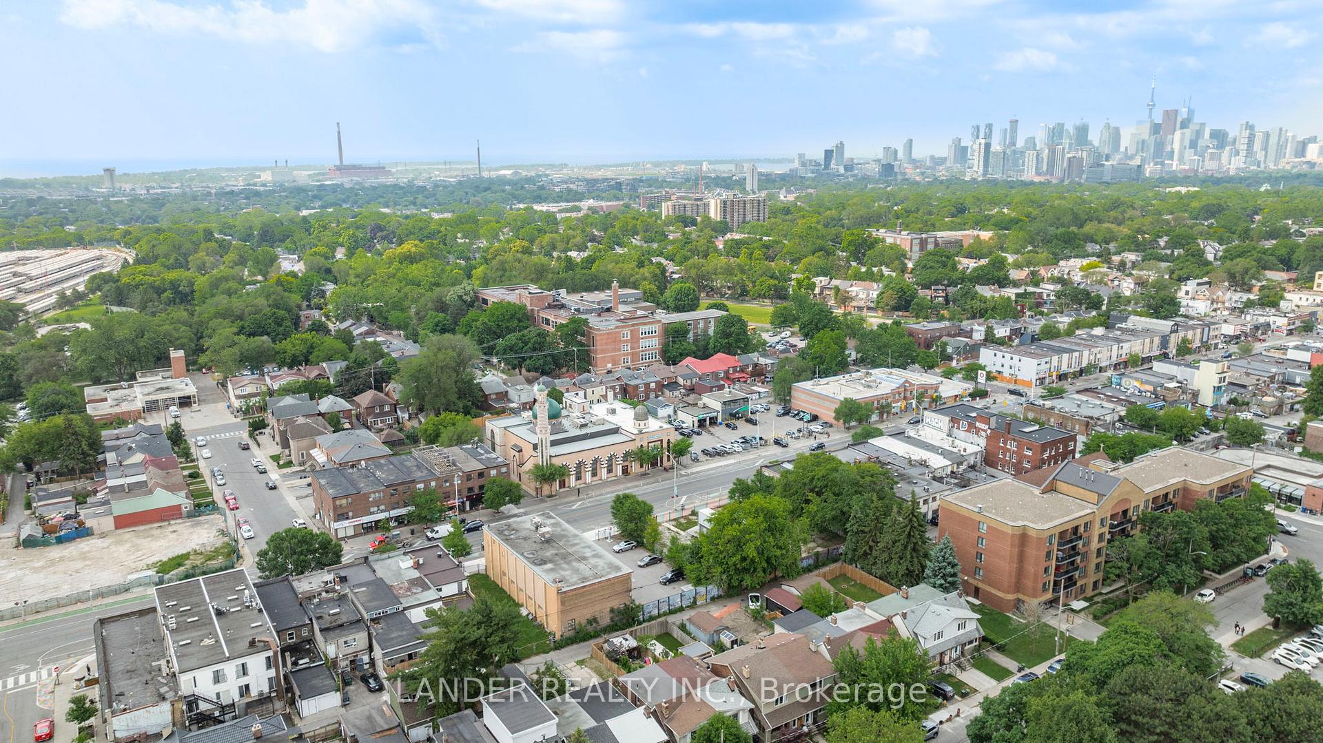 Photo 36 of 98 Chatham Avenue, Toronto, Blake-Jones — HOMEH