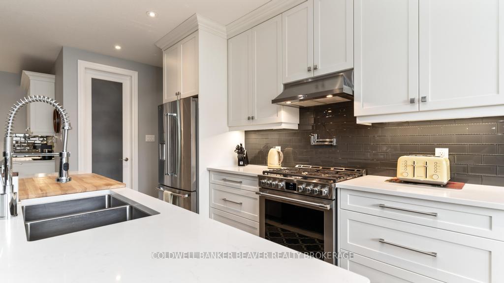 Photo 4 of 2624 Lucas Avenue, Strathroy-Caradoc, Mount Brydges — HOMEH