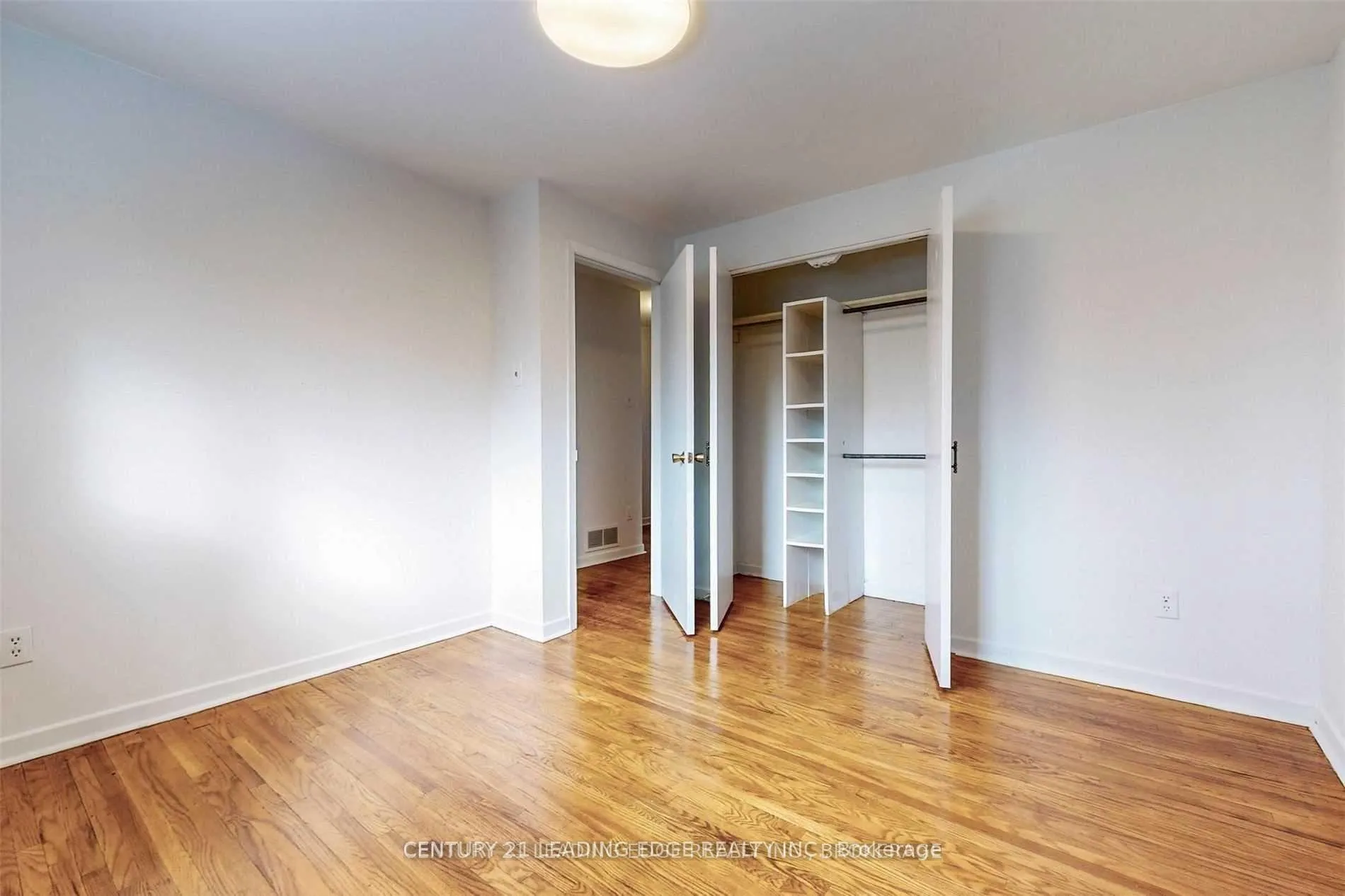 Photo 9 of 6 Jeremy Drive, Markham, Unionville — HOMEH