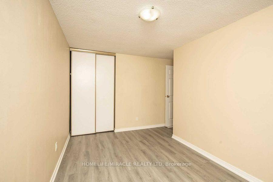 Photo 18 of 76 Manley Crescent, Thorold, Confederation Heights — HOMEH