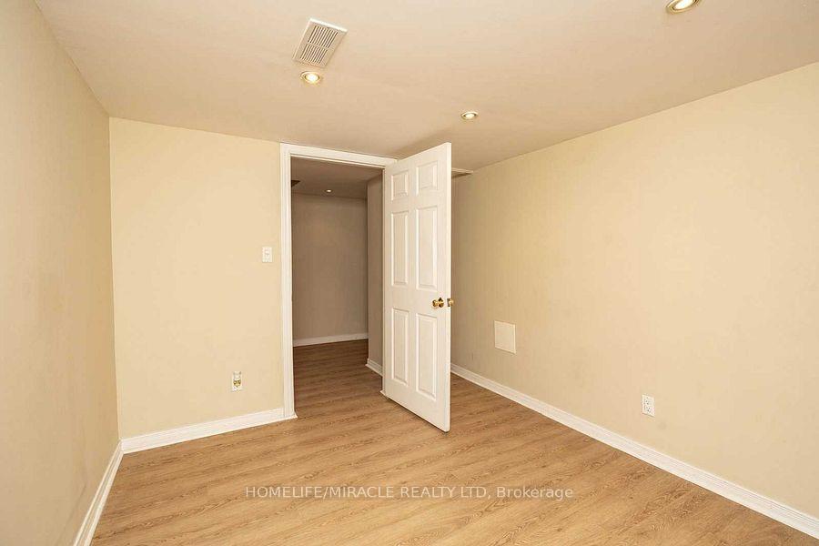 Photo 23 of 76 Manley Crescent, Thorold, Confederation Heights — HOMEH