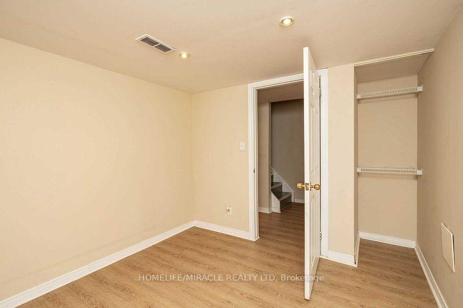Photo 24 of 76 Manley Crescent, Thorold, Confederation Heights — HOMEH