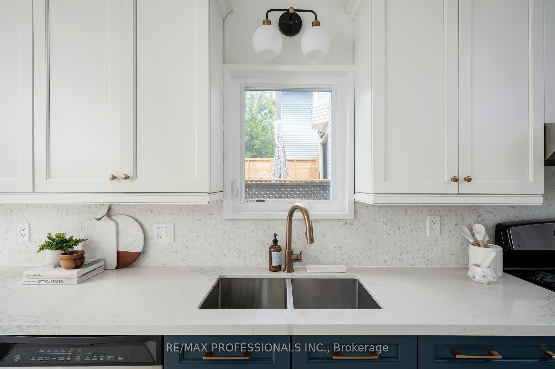 Photo 18 of 20 Condor Avenue, Toronto, Blake-Jones — HOMEH