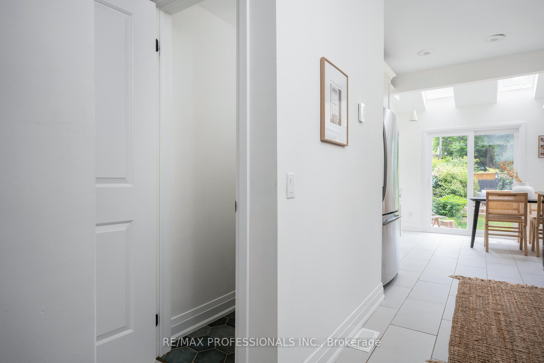 Photo 23 of 20 Condor Avenue, Toronto, Blake-Jones — HOMEH
