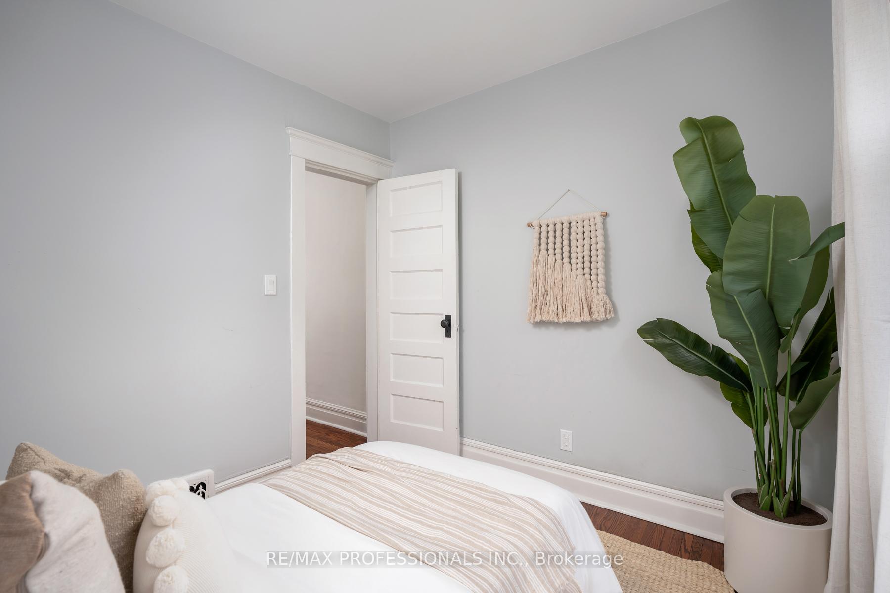 Photo 27 of 20 Condor Avenue, Toronto, Blake-Jones — HOMEH