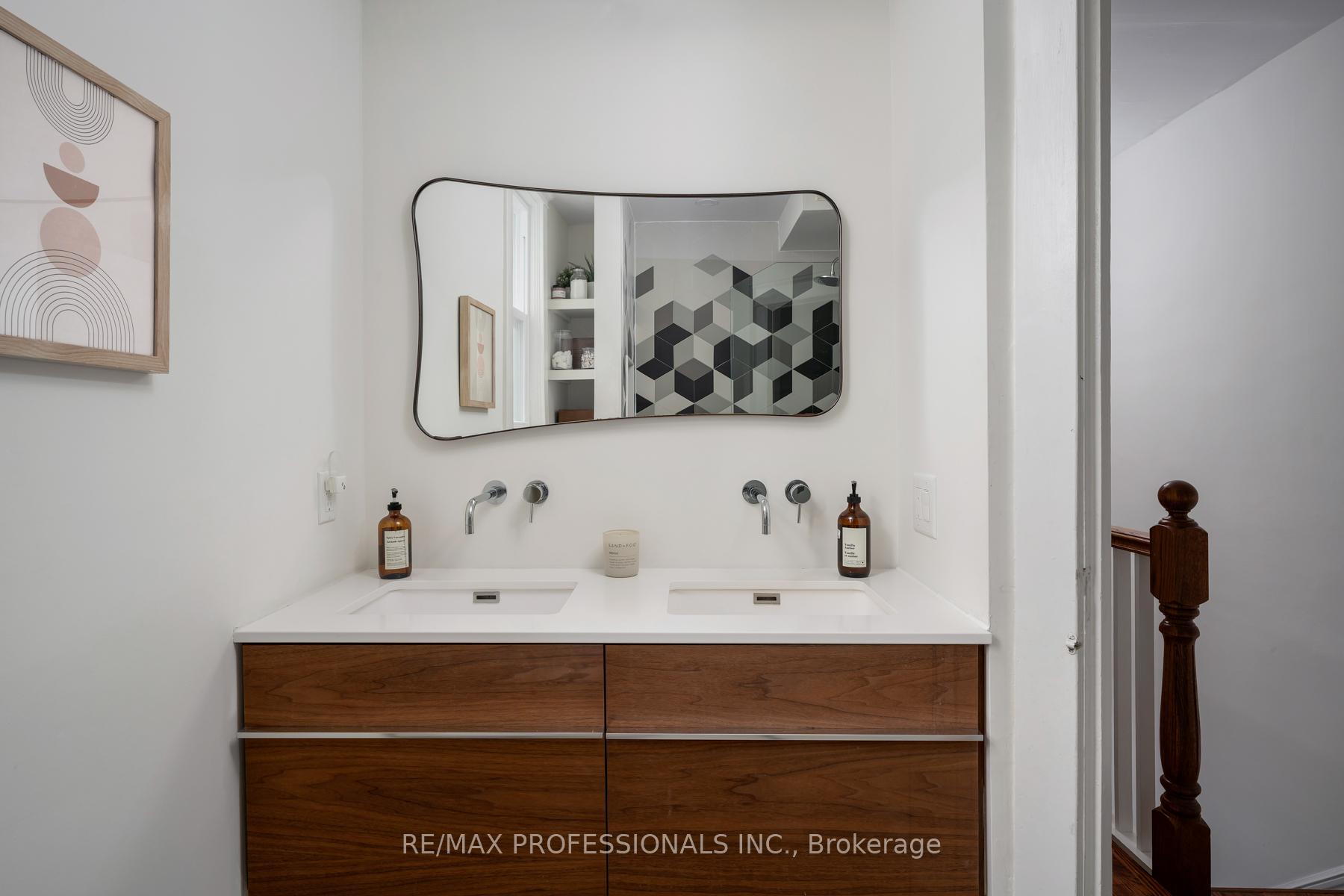 Photo 29 of 20 Condor Avenue, Toronto, Blake-Jones — HOMEH