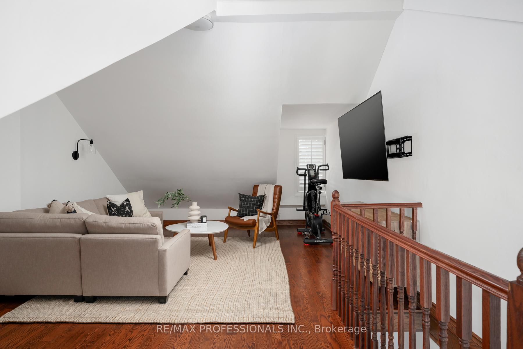 Photo 39 of 20 Condor Avenue, Toronto, Blake-Jones — HOMEH
