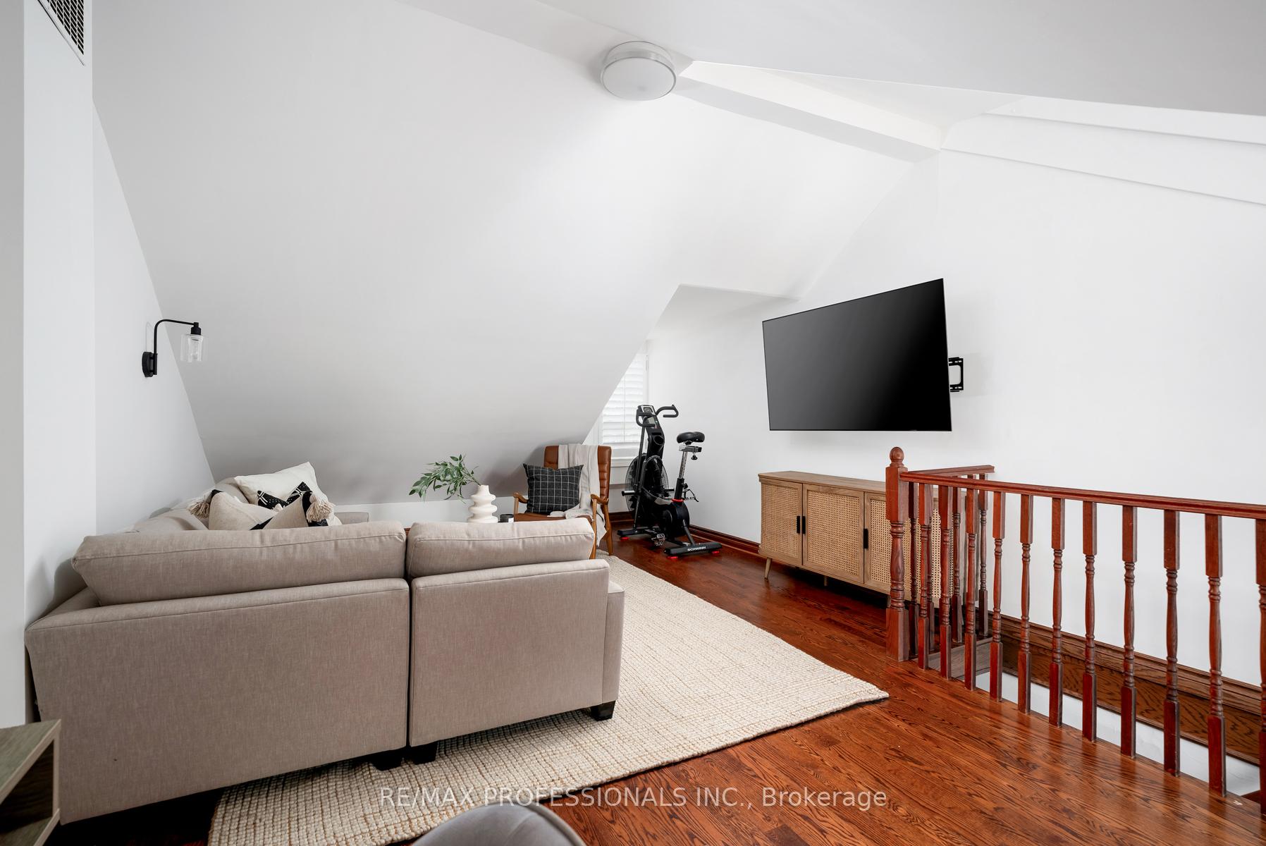 Photo 40 of 20 Condor Avenue, Toronto, Blake-Jones — HOMEH