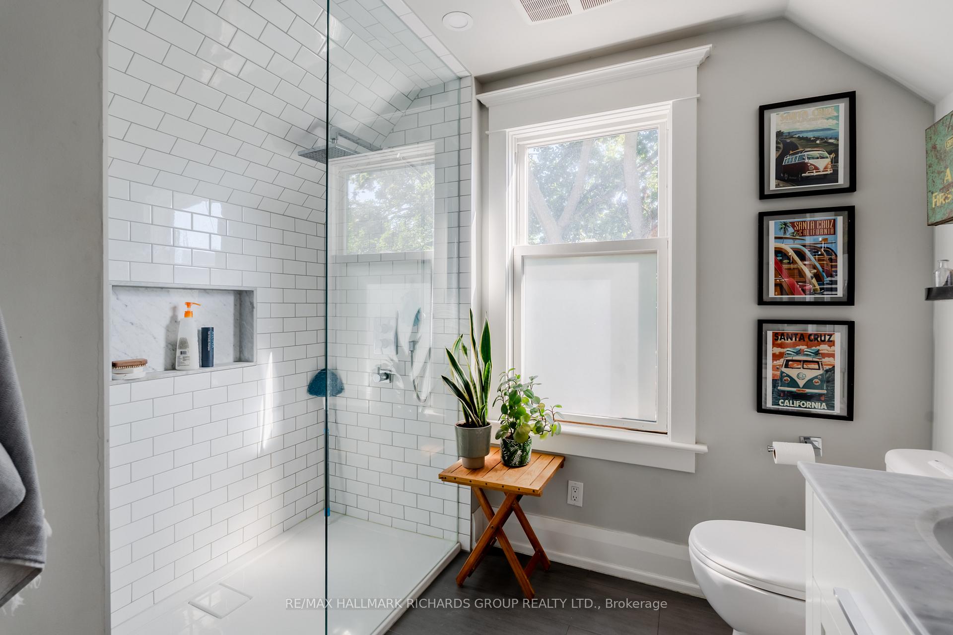 Photo 18 of 51 Herbert Avenue, Toronto, The Beaches — HOMEH