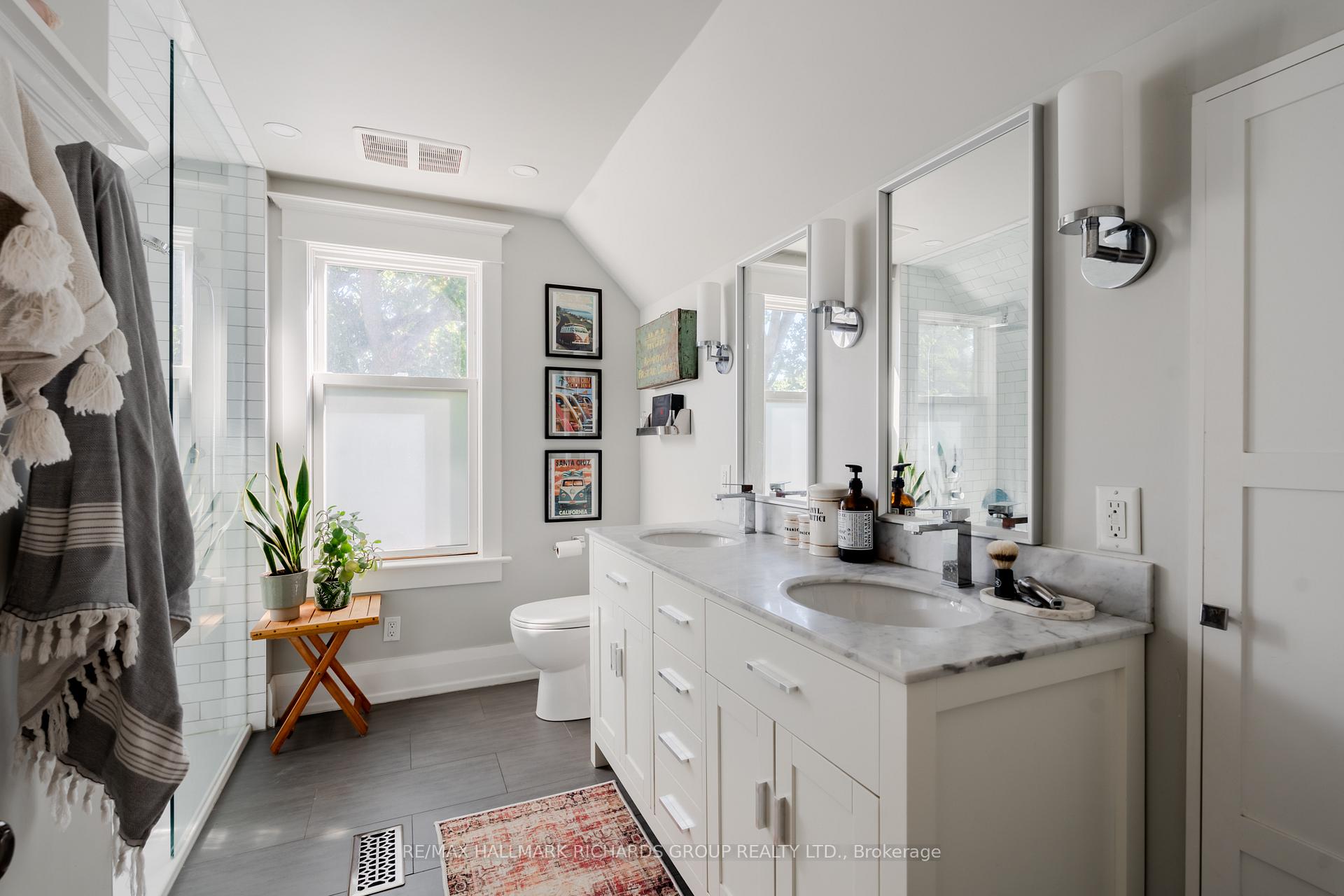 Photo 19 of 51 Herbert Avenue, Toronto, The Beaches — HOMEH
