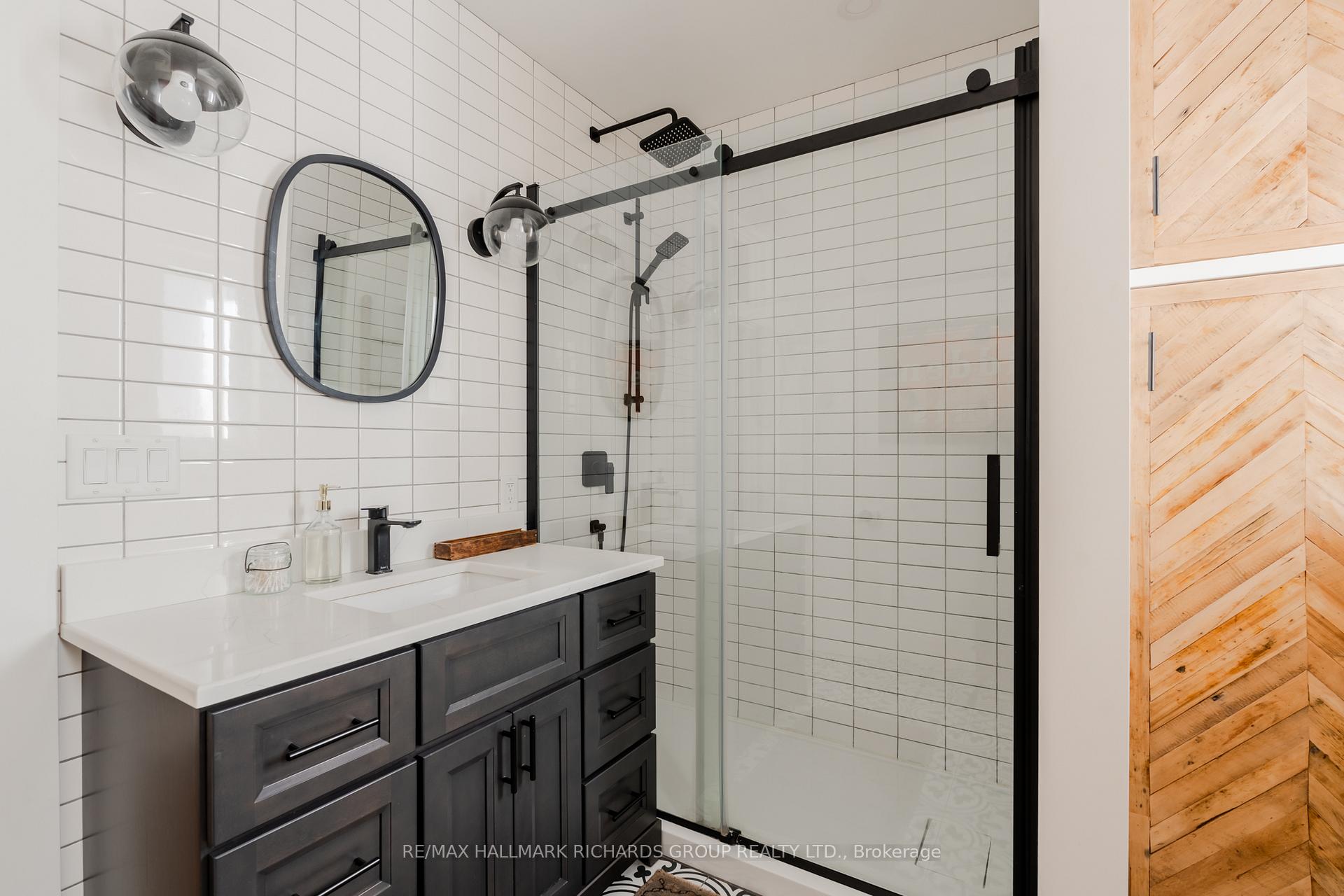 Photo 24 of 51 Herbert Avenue, Toronto, The Beaches — HOMEH