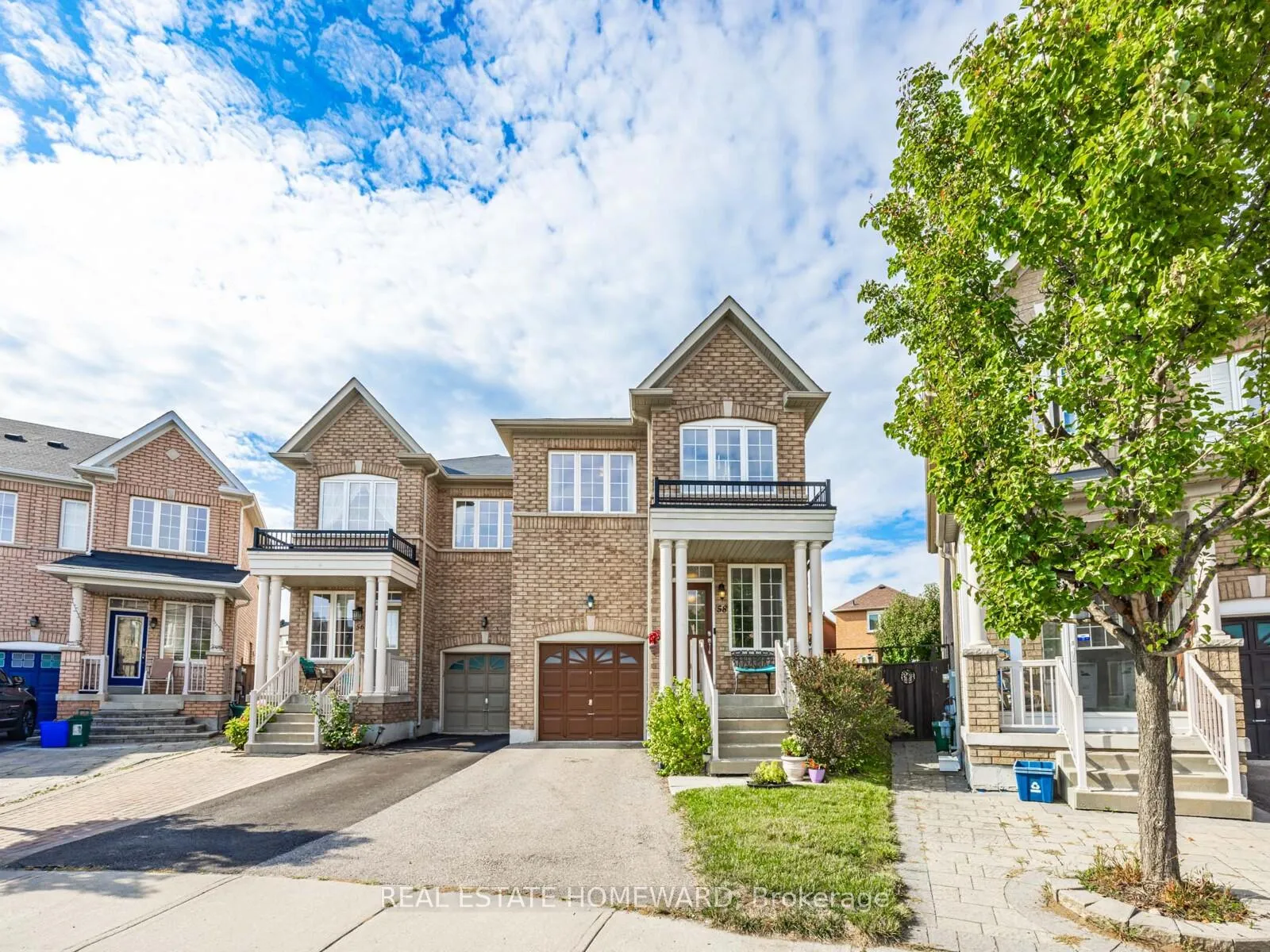 Photo 2 of 58 Coleluke Lane, Markham, Middlefield — HOMEH