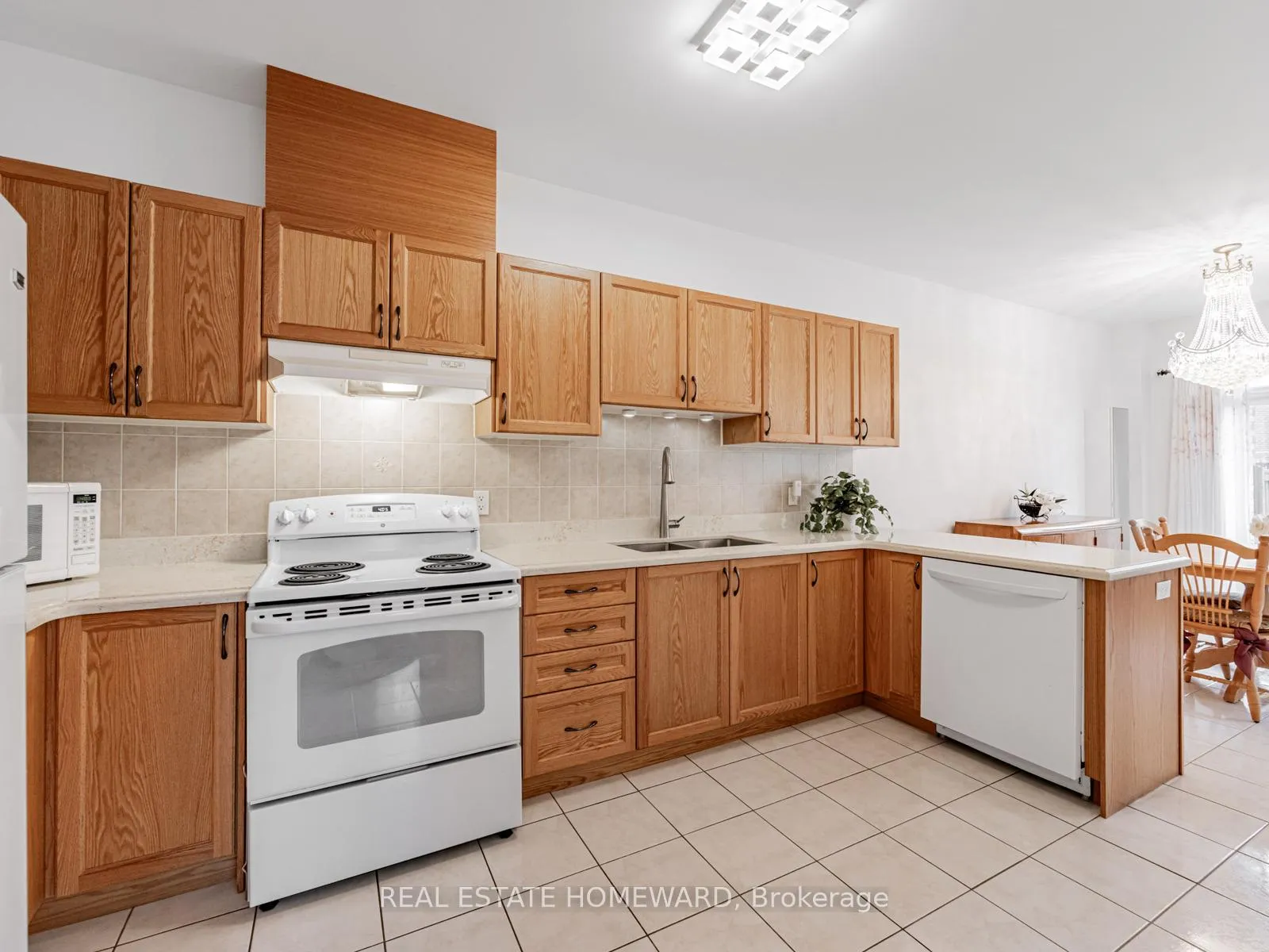 Photo 14 of 58 Coleluke Lane, Markham, Middlefield — HOMEH