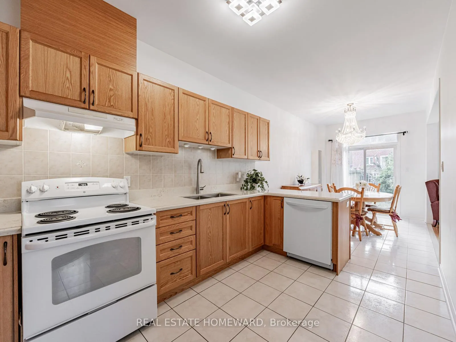 Photo 15 of 58 Coleluke Lane, Markham, Middlefield — HOMEH