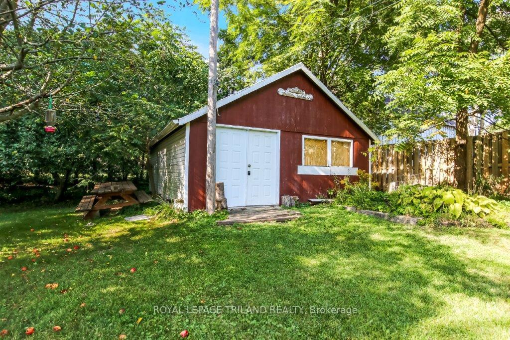 Photo 6 of 286 King Street S, Thames Centre, Thorndale — HOMEH