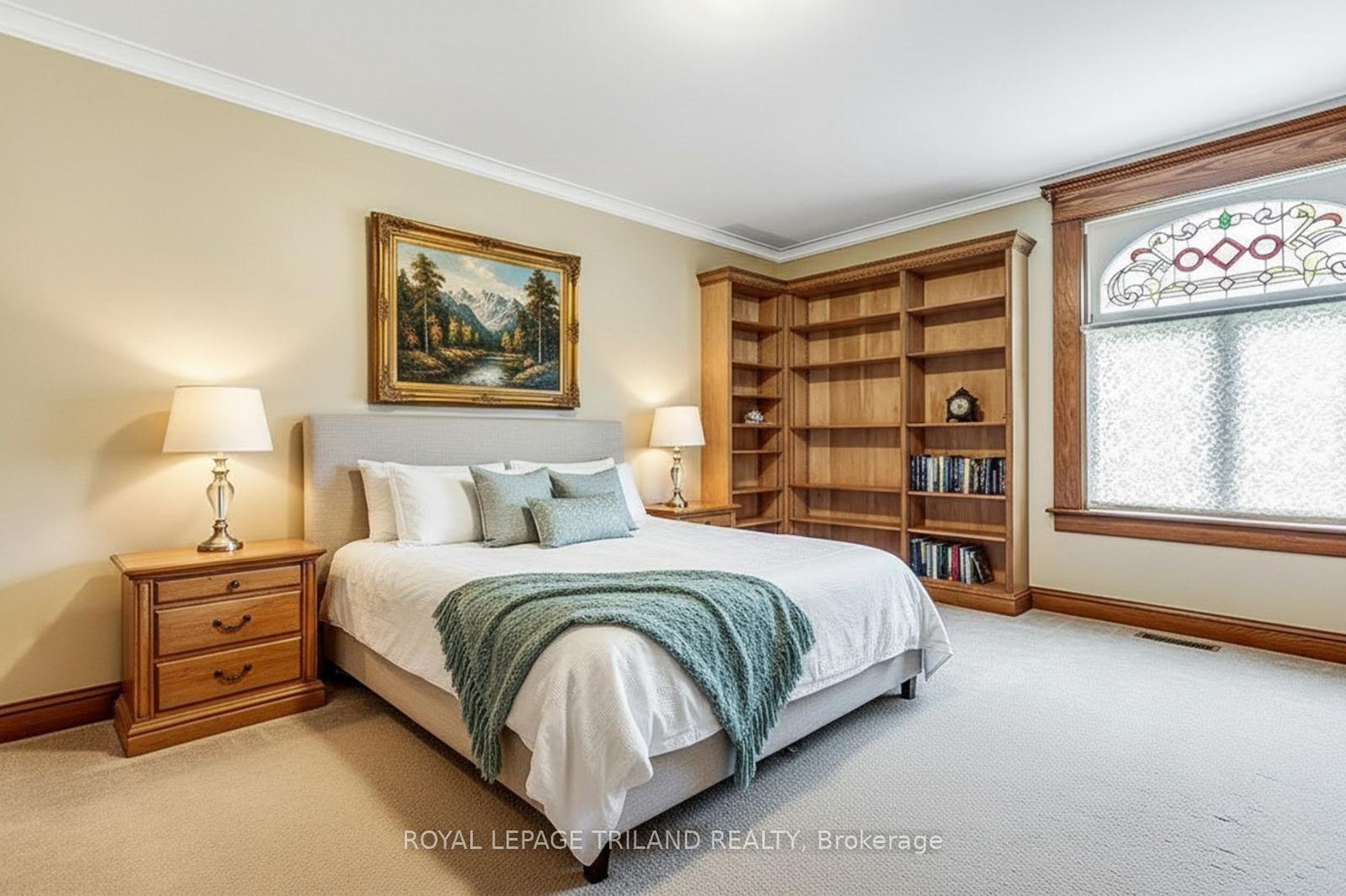Photo 12 of 286 King Street S, Thames Centre, Thorndale — HOMEH