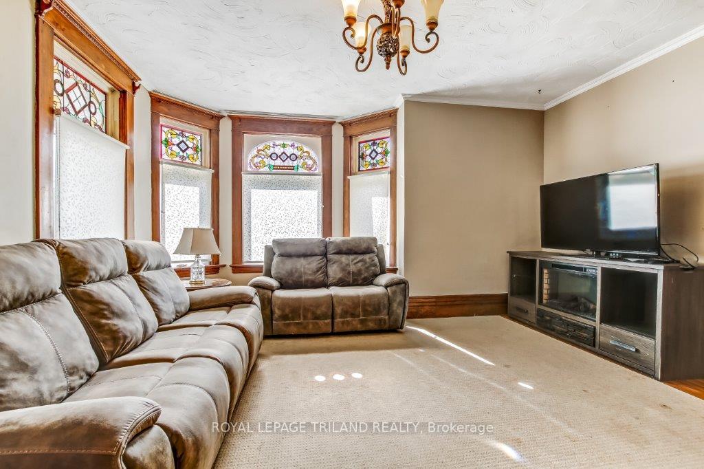 Photo 14 of 286 King Street S, Thames Centre, Thorndale — HOMEH