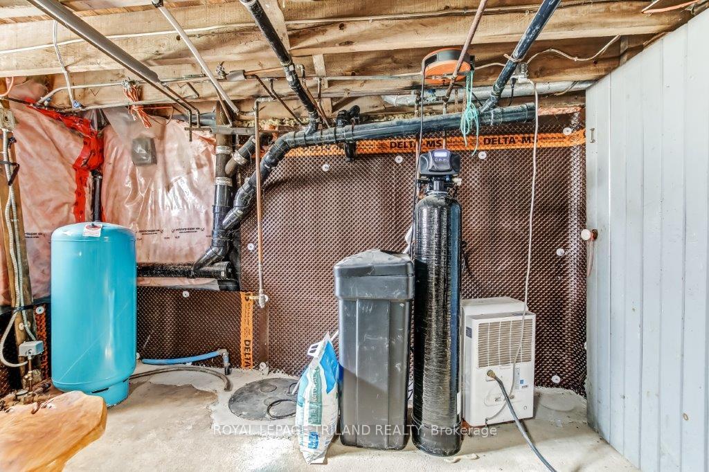 Photo 35 of 286 King Street S, Thames Centre, Thorndale — HOMEH