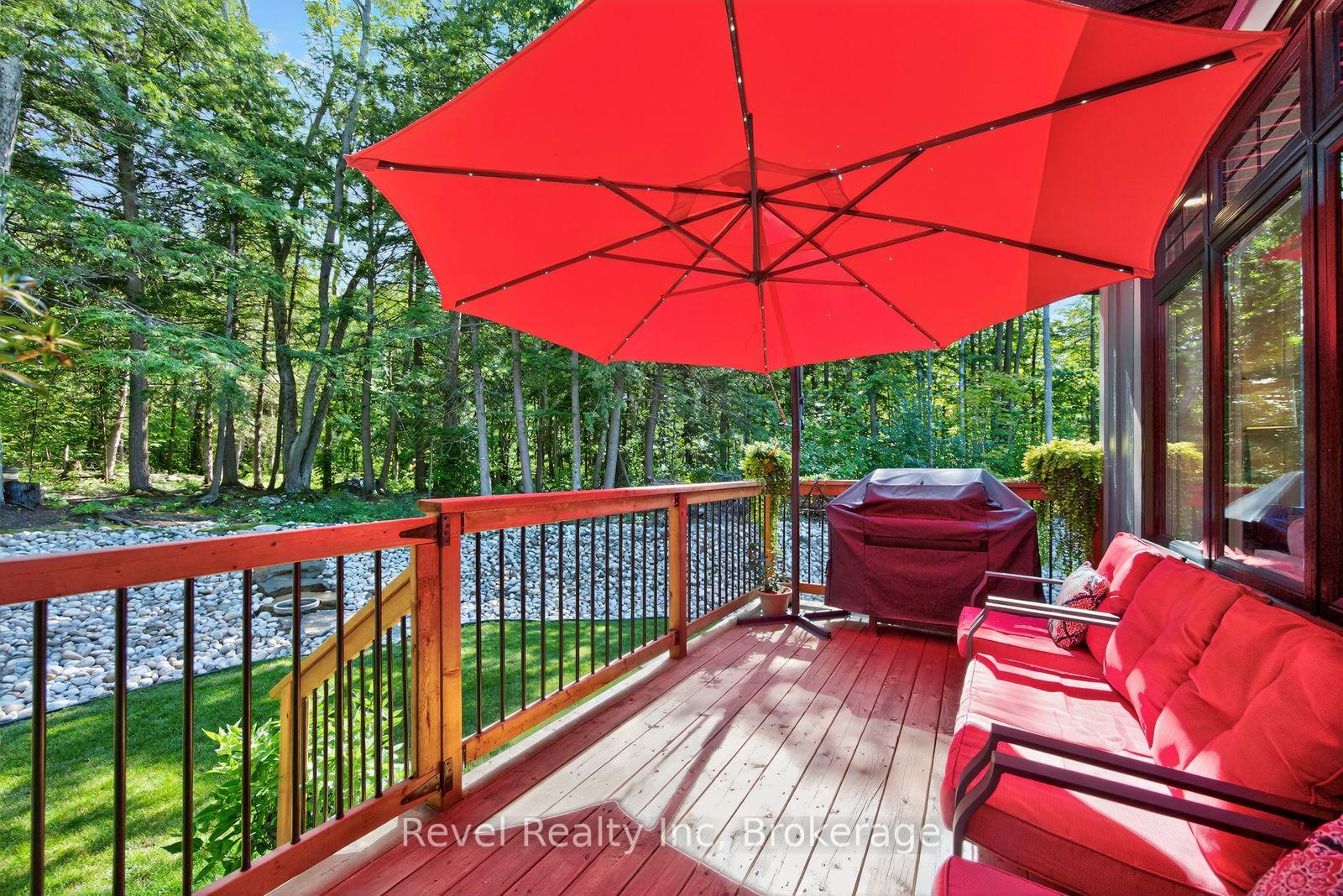 Photo 31 of 517 Silverbirch Drive, Tiny, Rural Tiny — HOMEH
