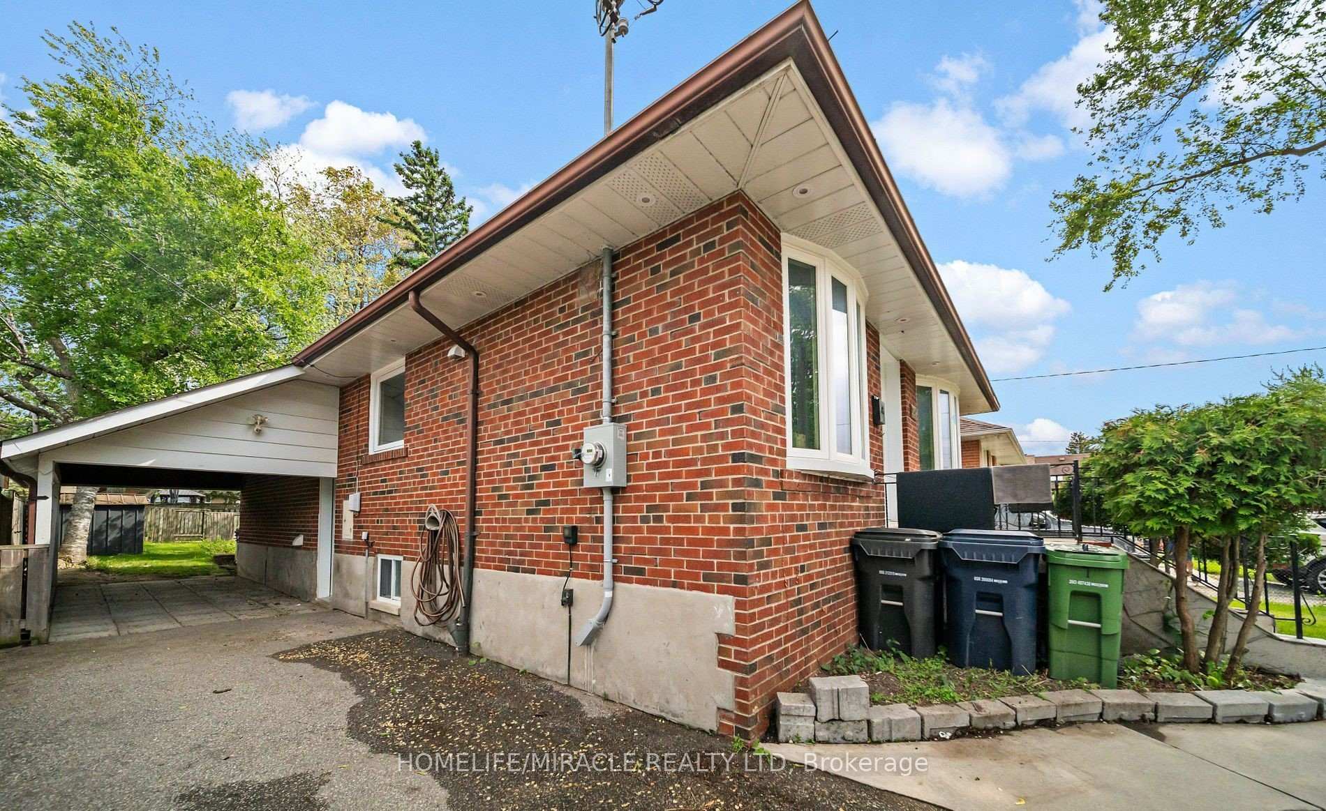Front of Unit BSMT -1, 259 Tower Drive
