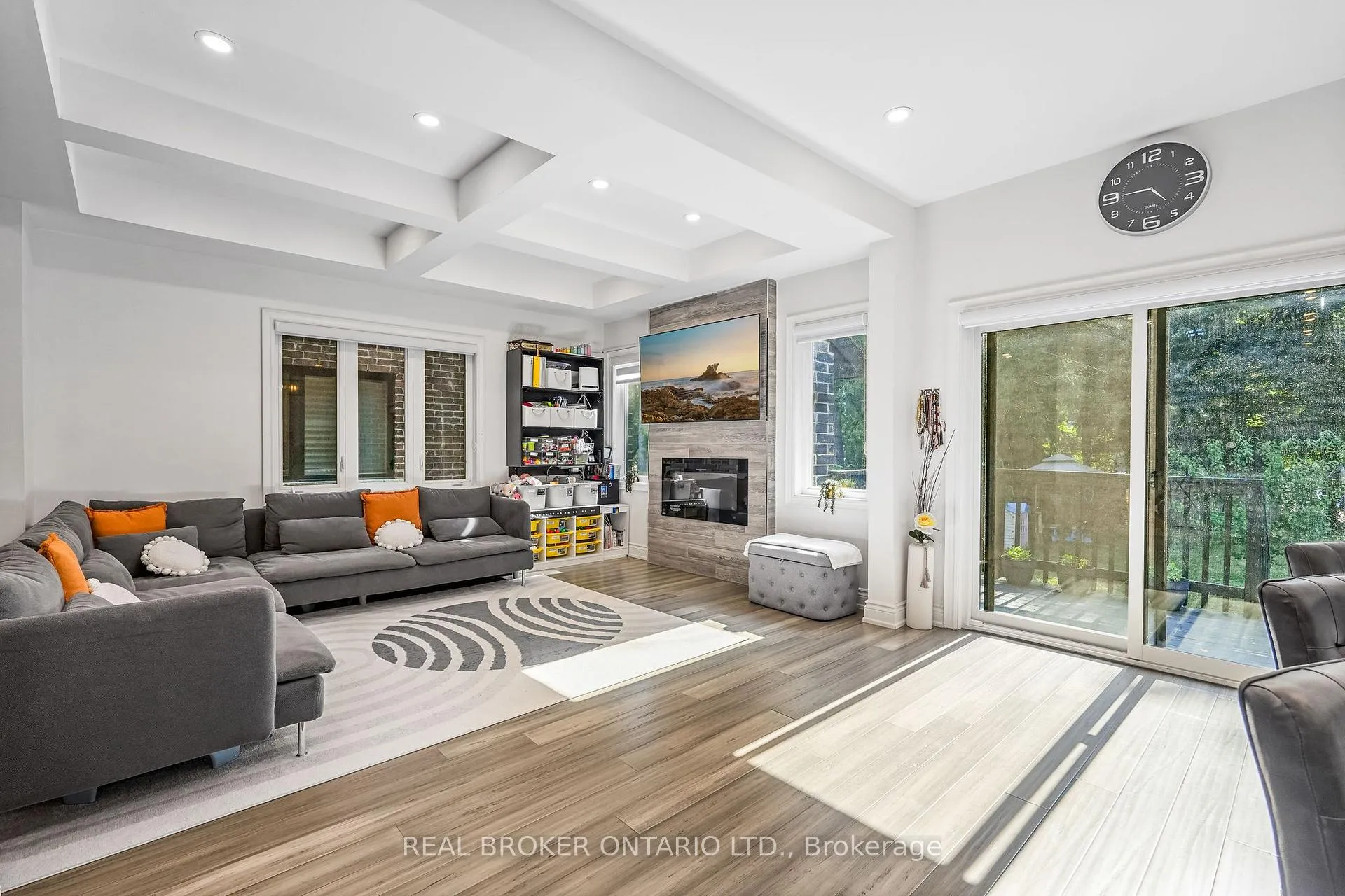 Photo 14 of 32B Cedar Drive, Scarborough, Scarborough Village — HOMEH