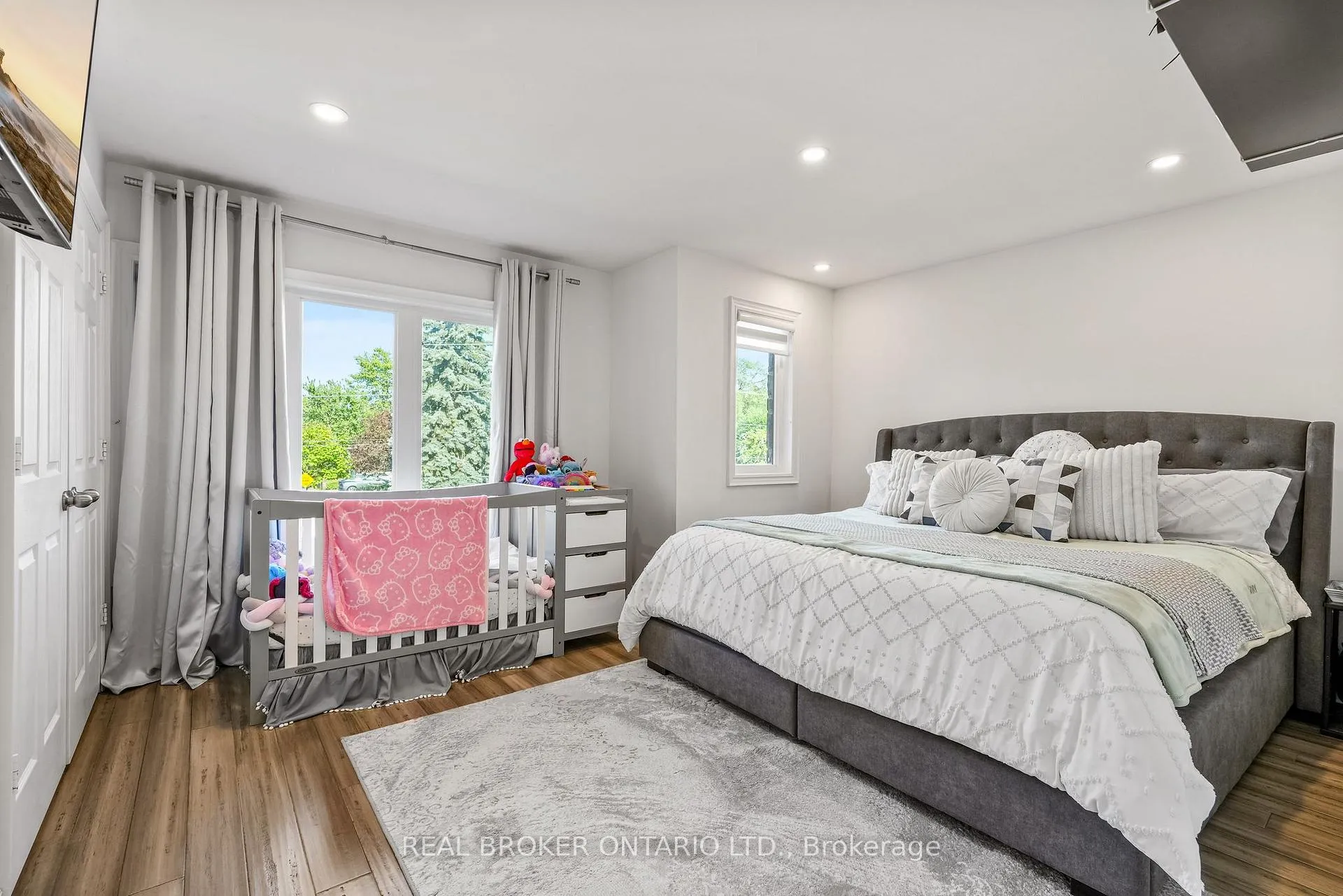 Photo 29 of 32B Cedar Drive, Scarborough, Scarborough Village — HOMEH