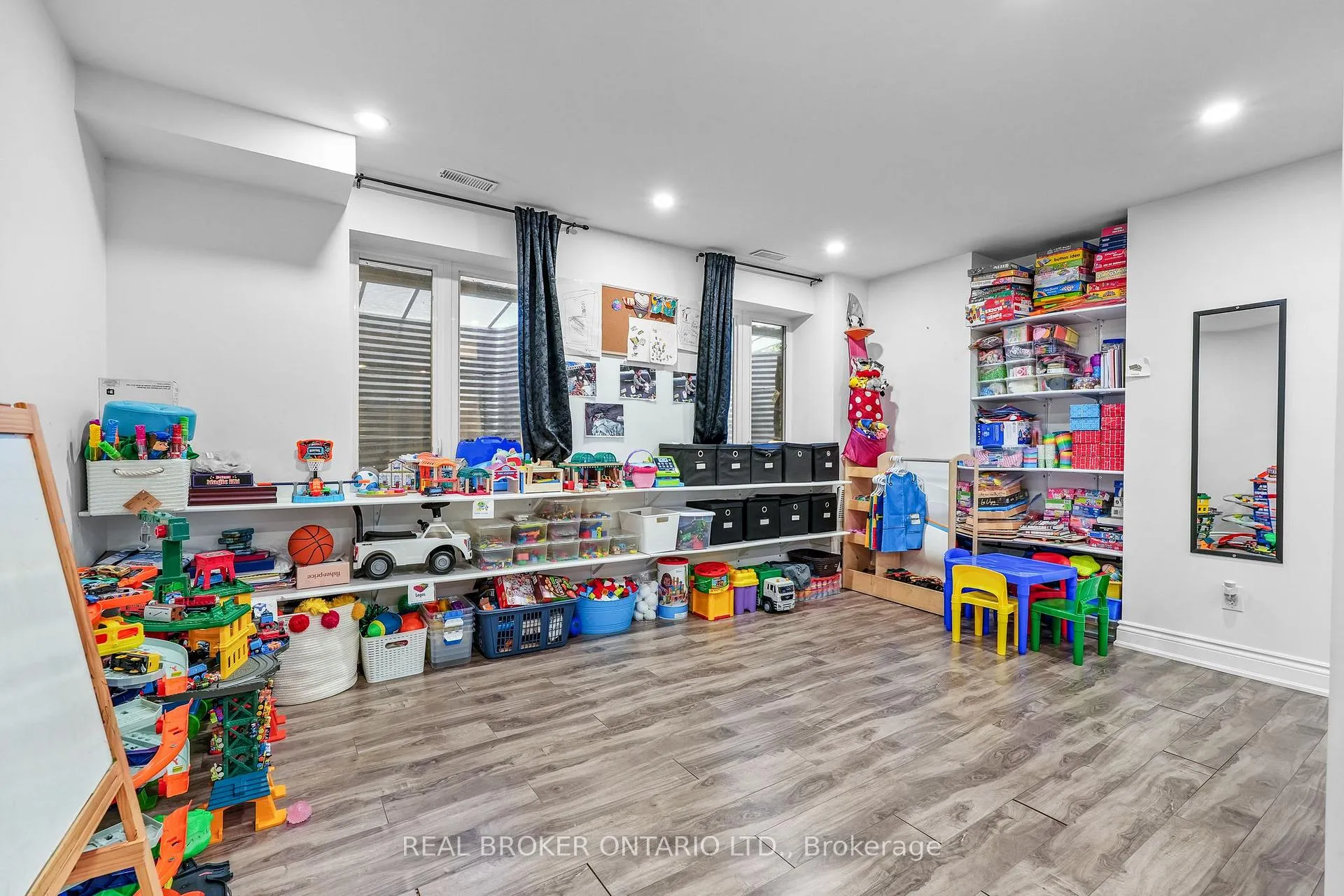 Photo 34 of 32B Cedar Drive, Scarborough, Scarborough Village — HOMEH