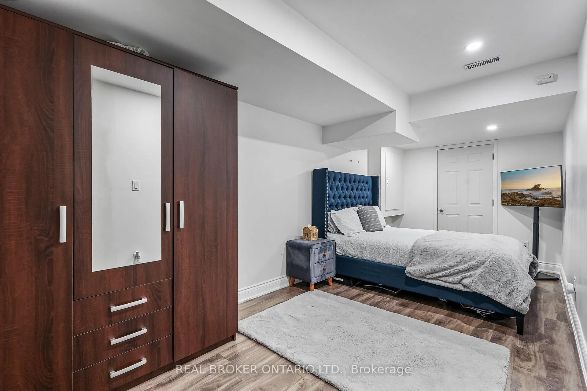 Photo 37 of 32B Cedar Drive, Scarborough, Scarborough Village — HOMEH