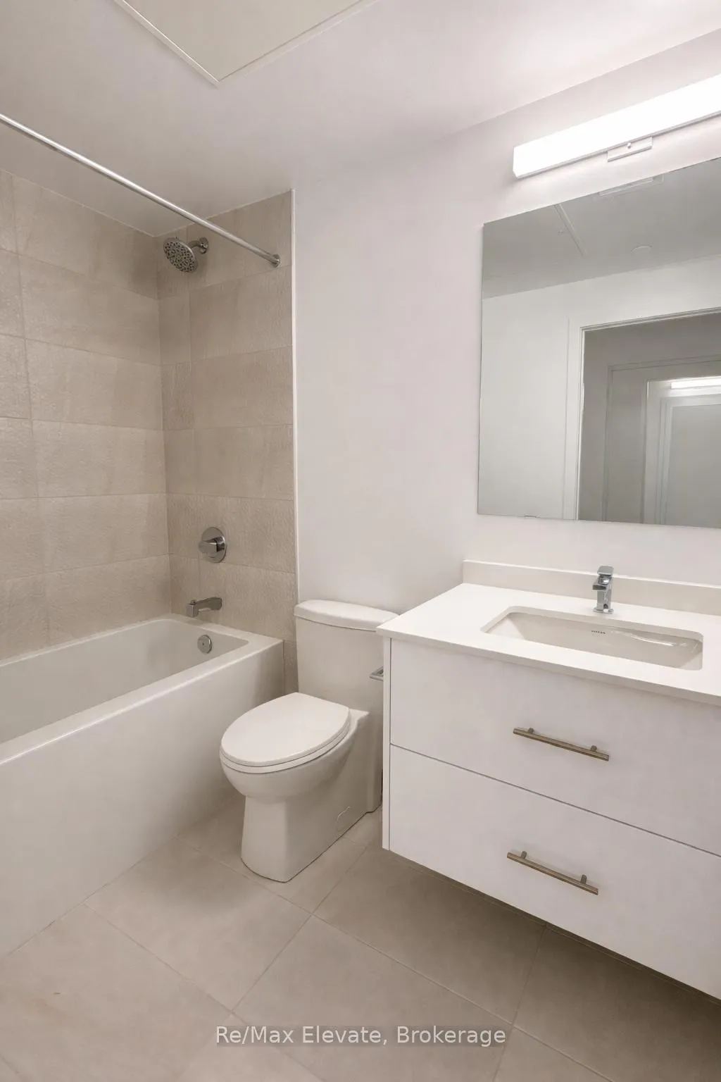 Photo 10 of Unit B222, 9751 Markham Road, Markham, Greensborough — HOMEH