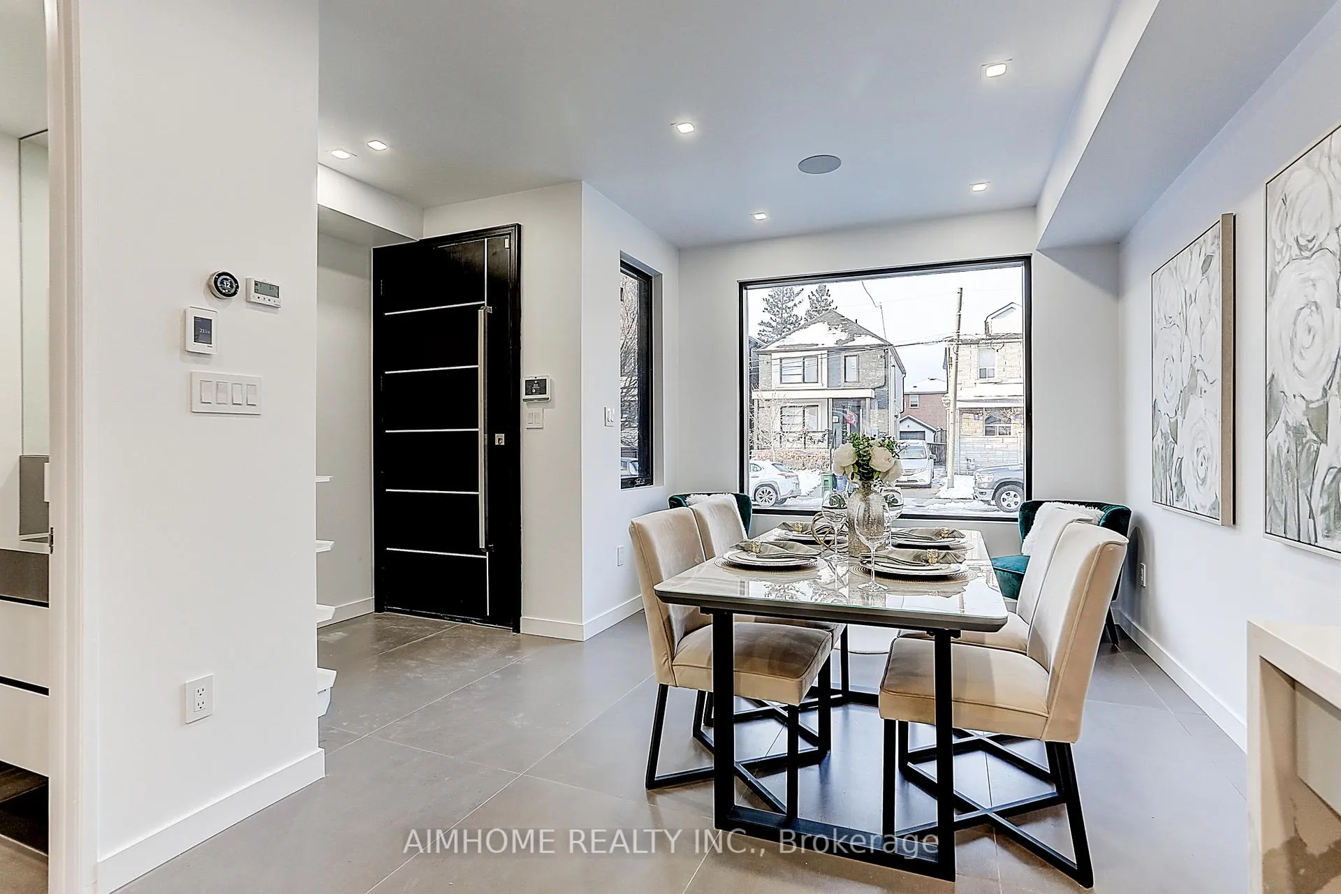 Photo 15 of upper 15 Holborne Avenue, Toronto, Danforth Village-East York — HOMEH