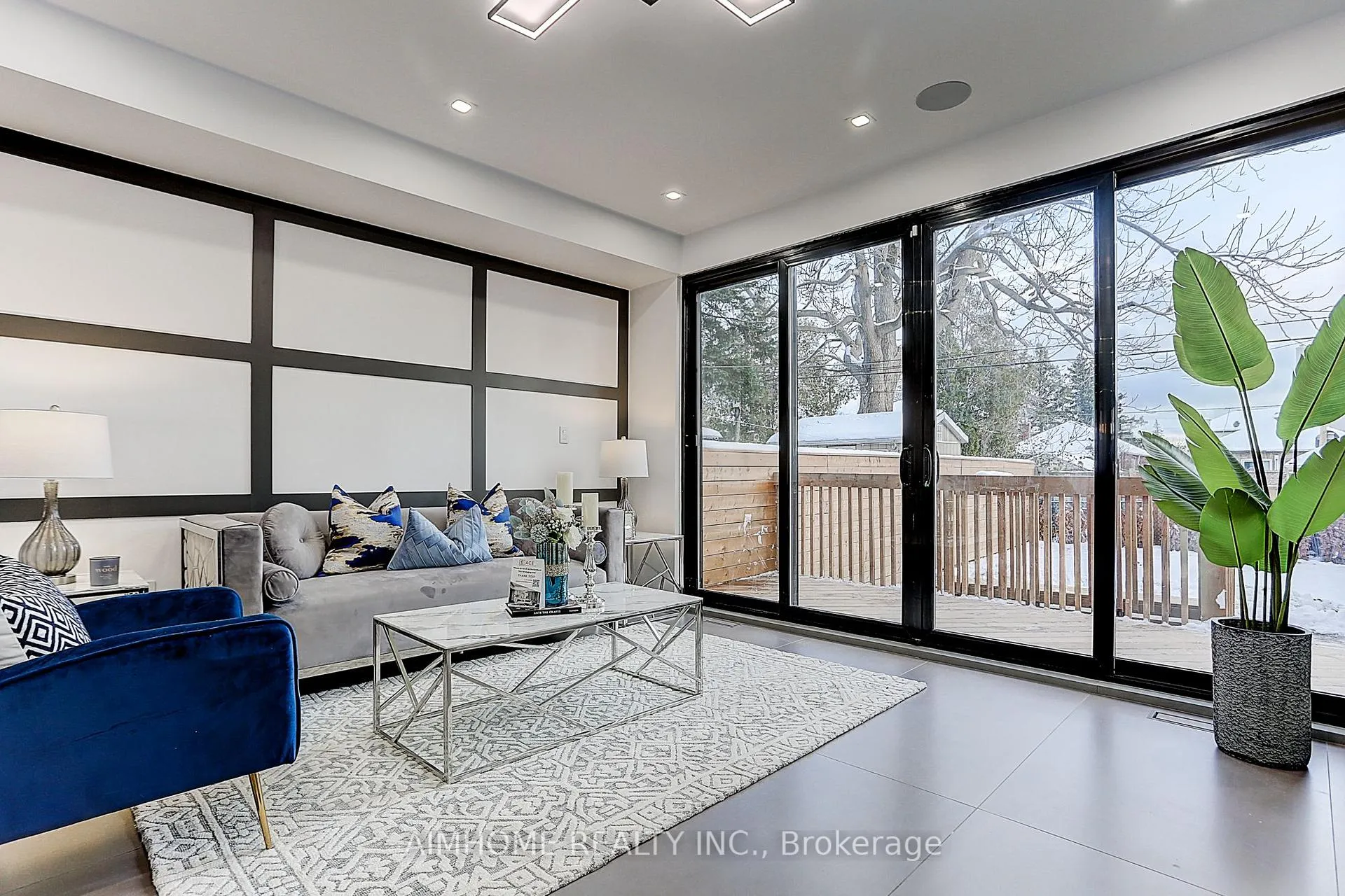 Photo 19 of upper 15 Holborne Avenue, Toronto, Danforth Village-East York — HOMEH