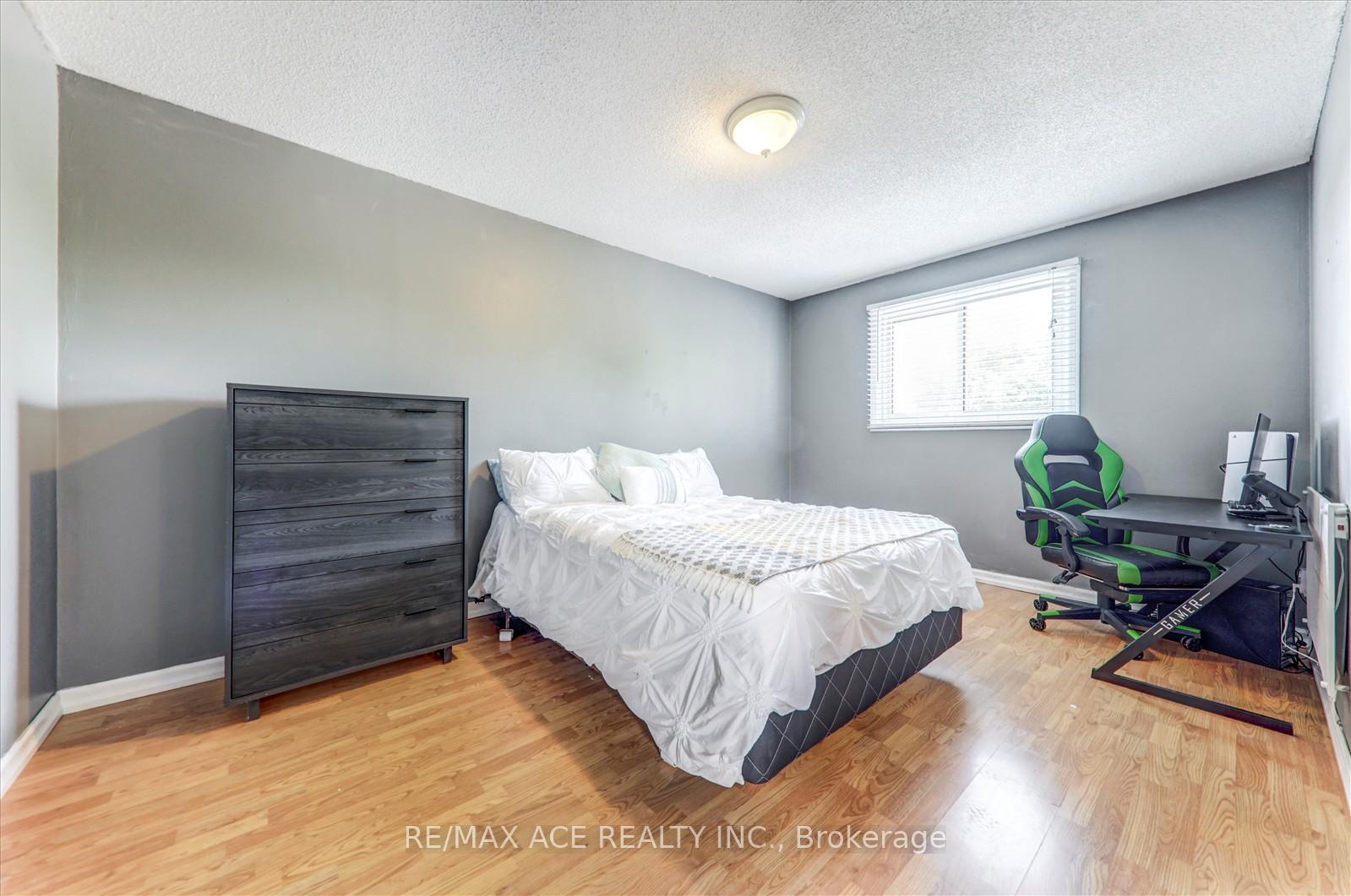 Photo 23 of 9 Parkview Court, Thorold, Confederation Heights — HOMEH