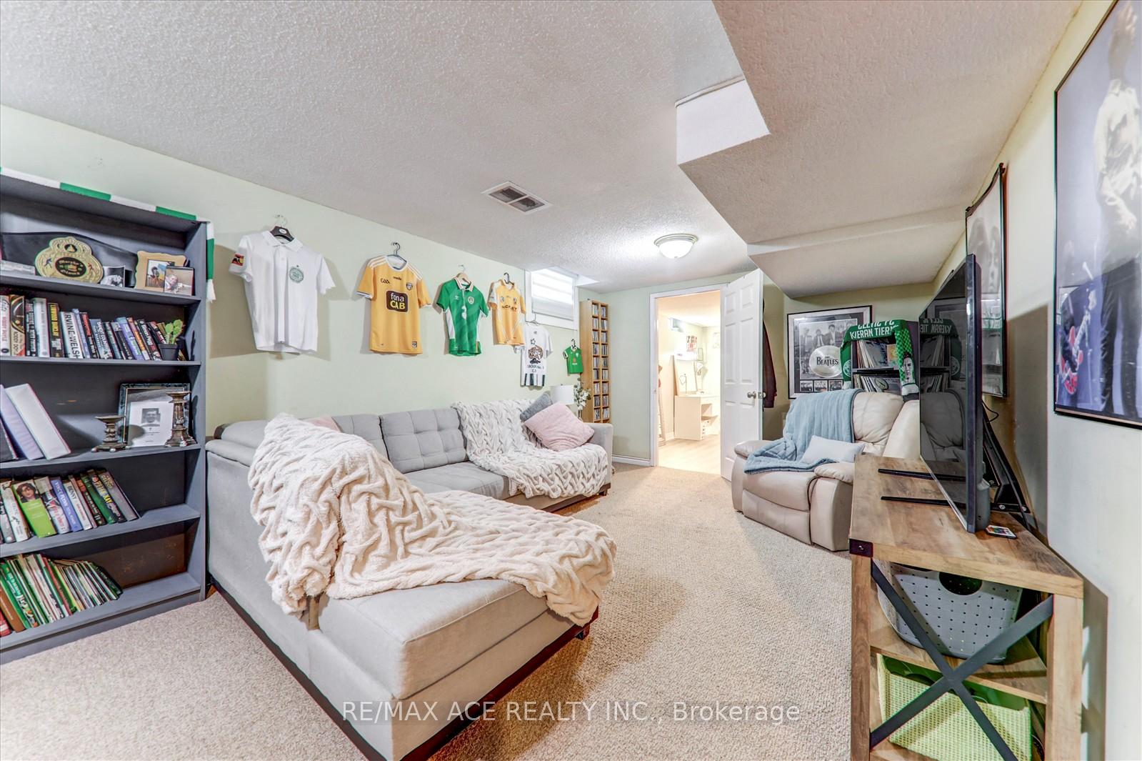 Photo 28 of 9 Parkview Court, Thorold, Confederation Heights — HOMEH