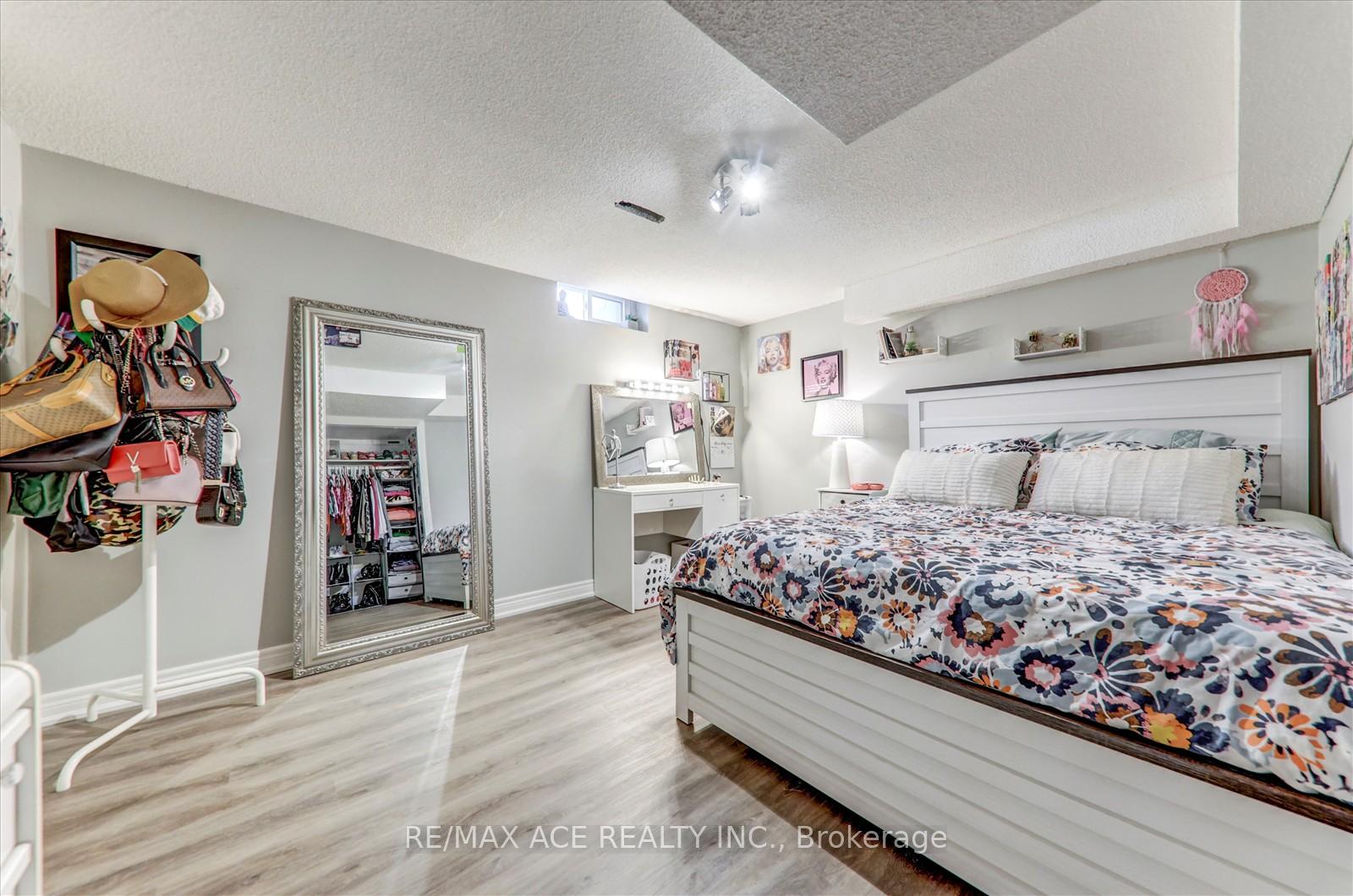 Photo 29 of 9 Parkview Court, Thorold, Confederation Heights — HOMEH