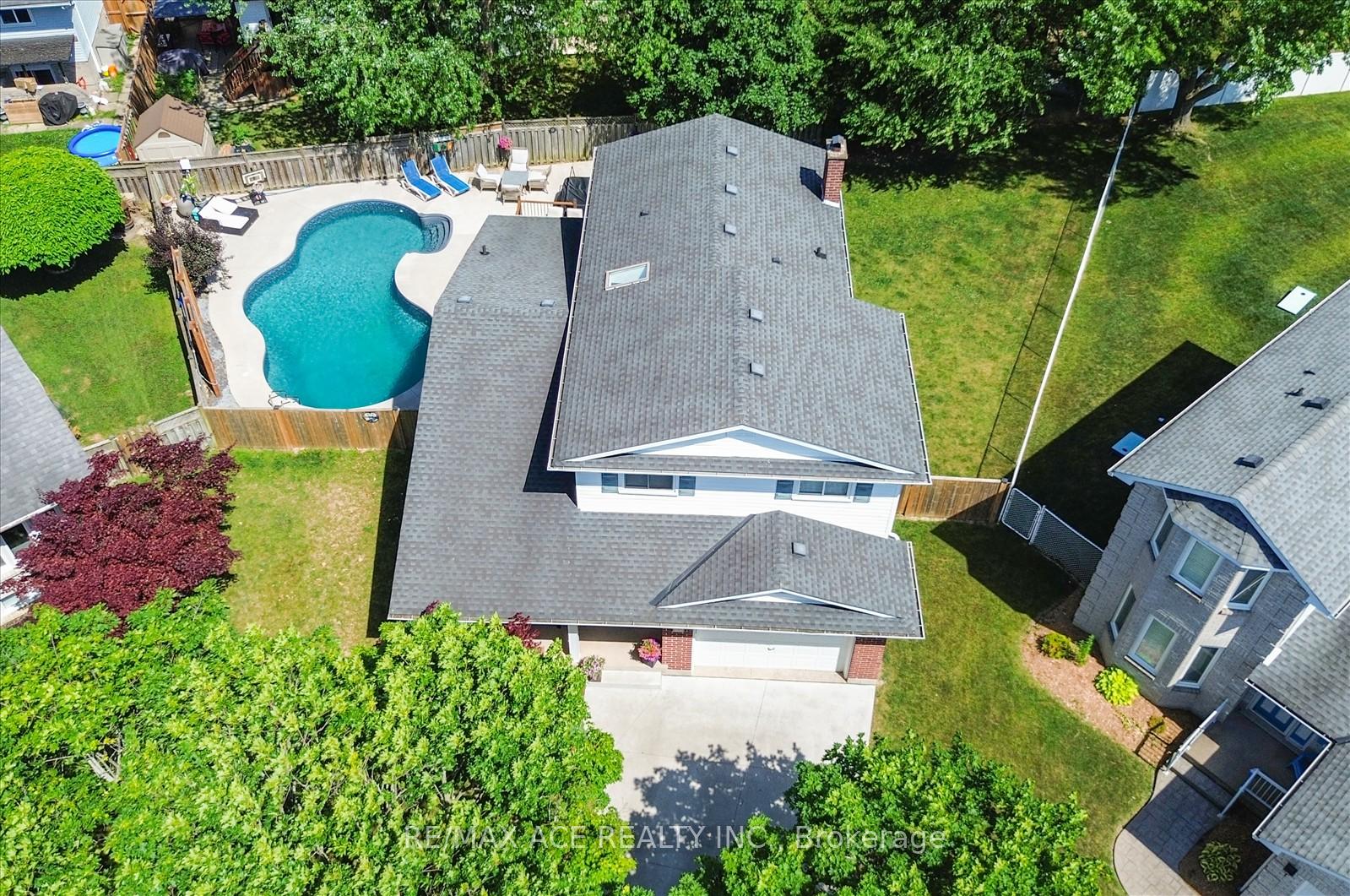 Photo 47 of 9 Parkview Court, Thorold, Confederation Heights — HOMEH