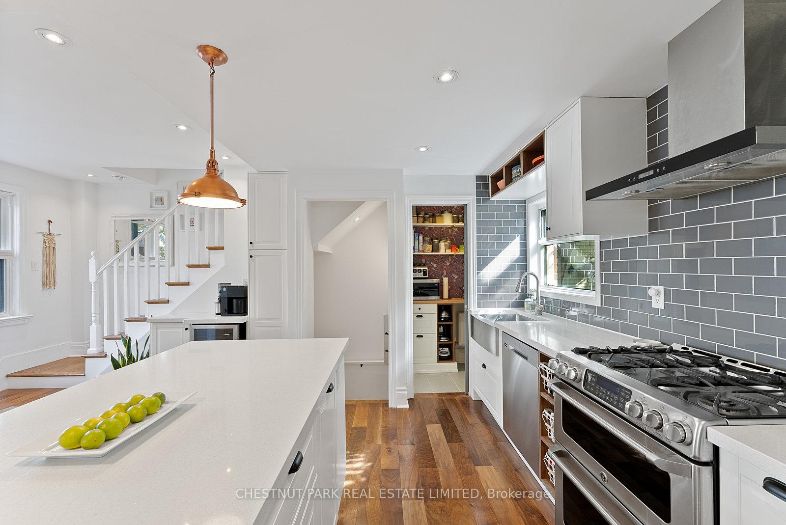 Photo 5 of 85 Eastwood Road, Toronto, Woodbine Corridor — HOMEH
