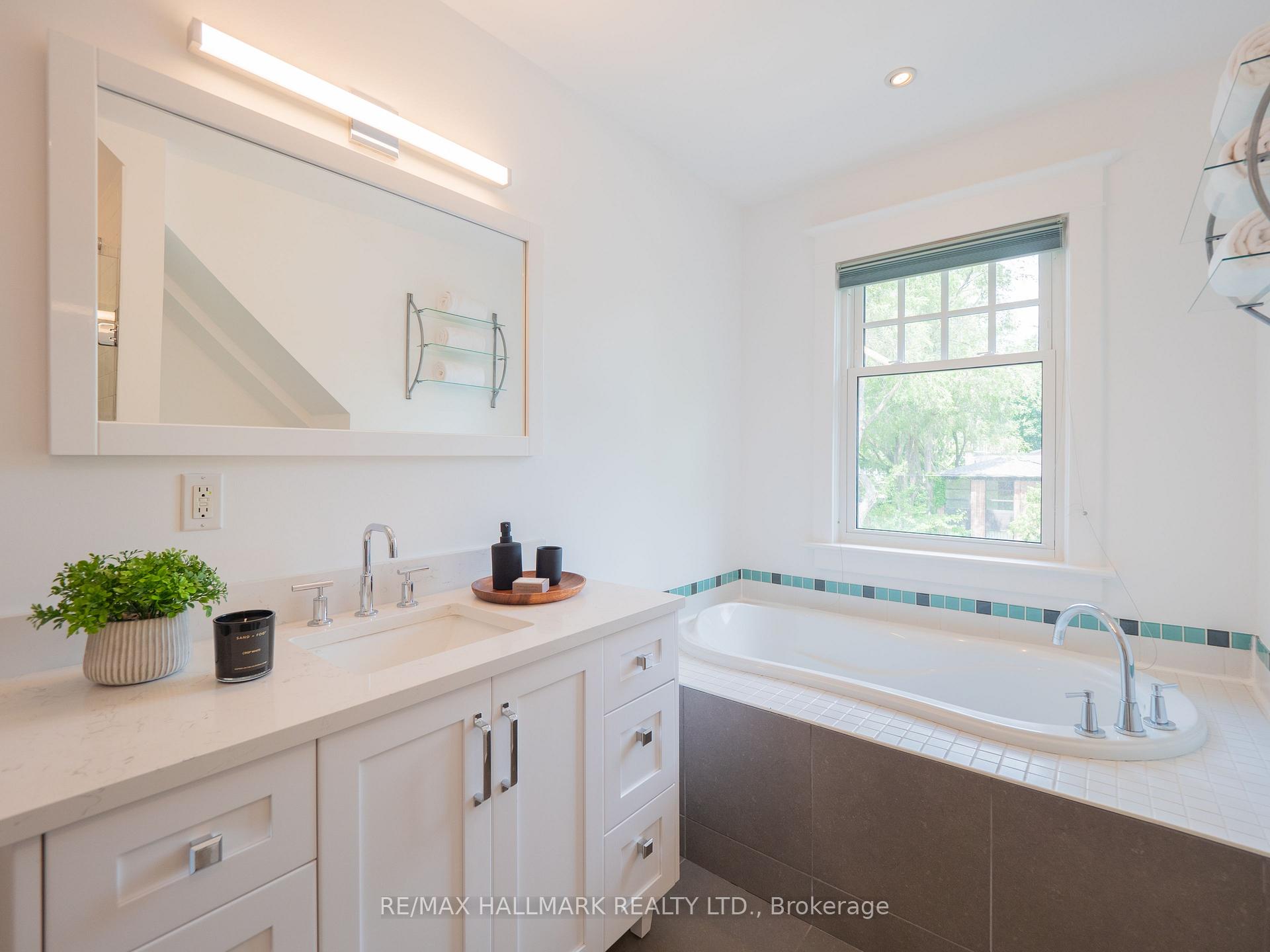 Photo 33 of 51 Bain Avenue, Toronto, North Riverdale — HOMEH