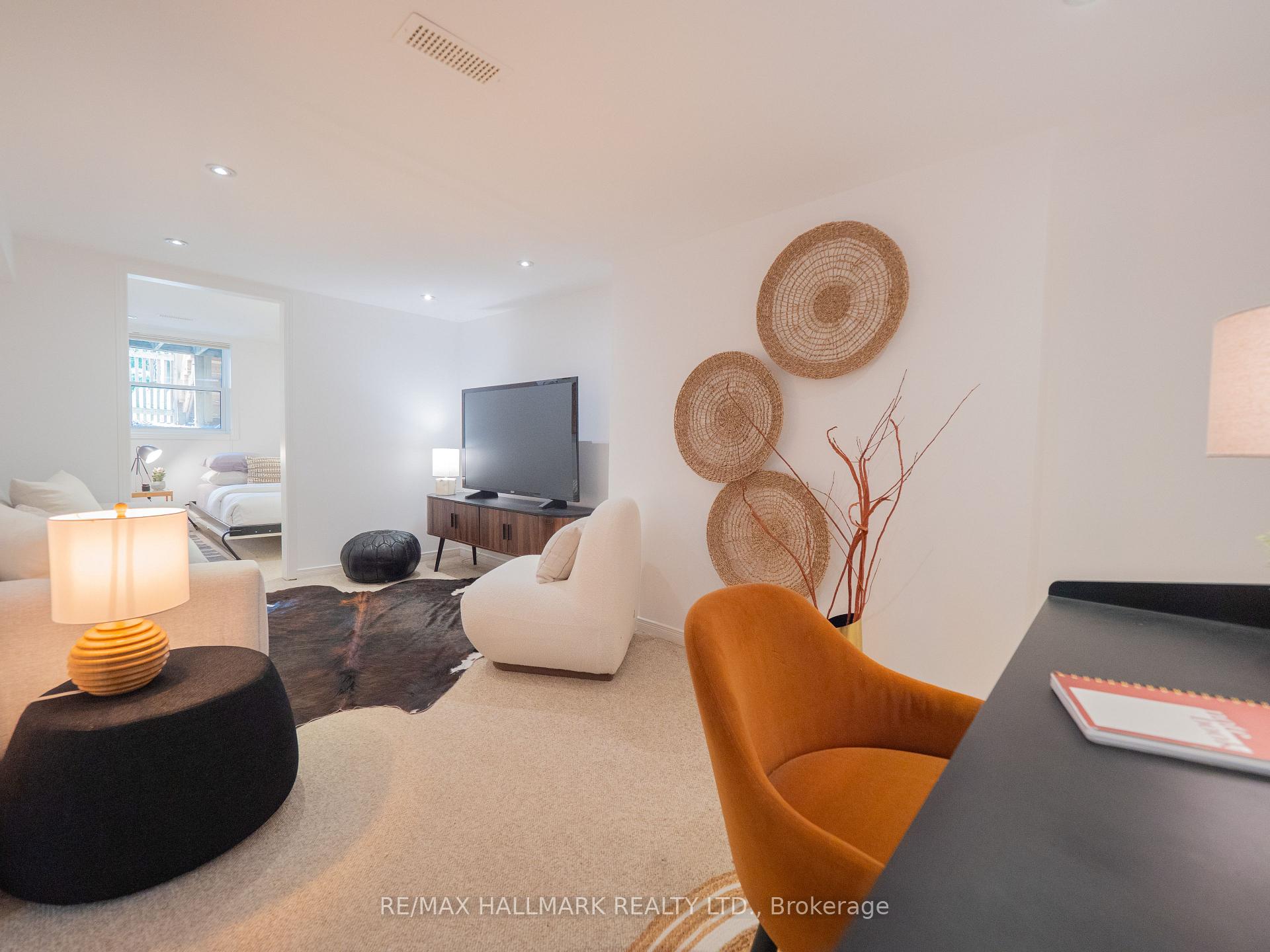 Photo 38 of 51 Bain Avenue, Toronto, North Riverdale — HOMEH