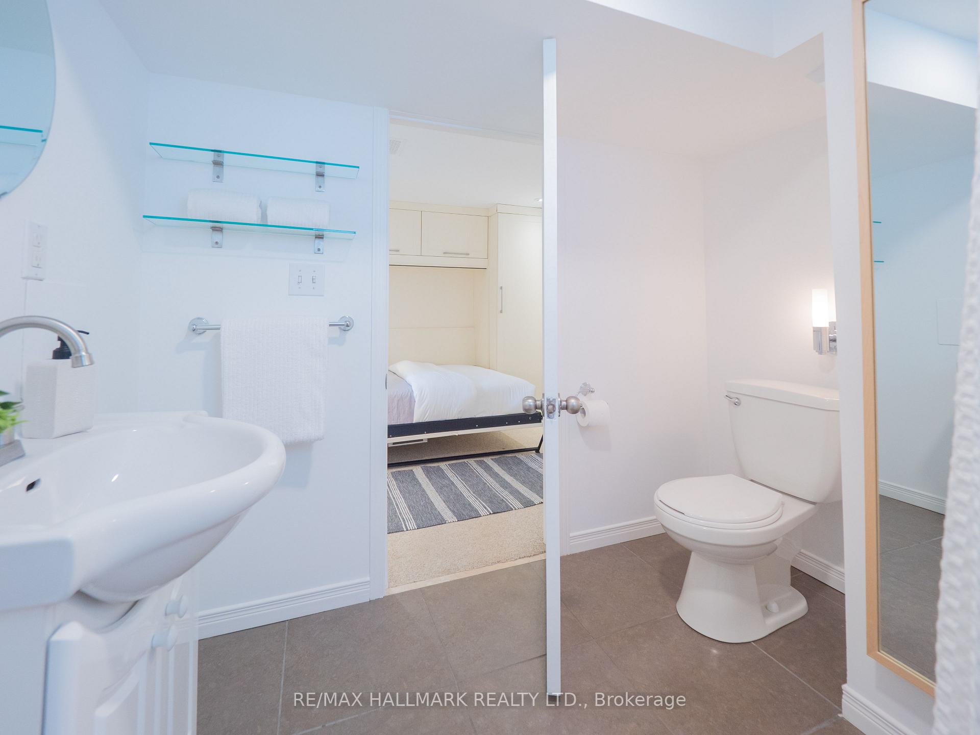 Photo 42 of 51 Bain Avenue, Toronto, North Riverdale — HOMEH