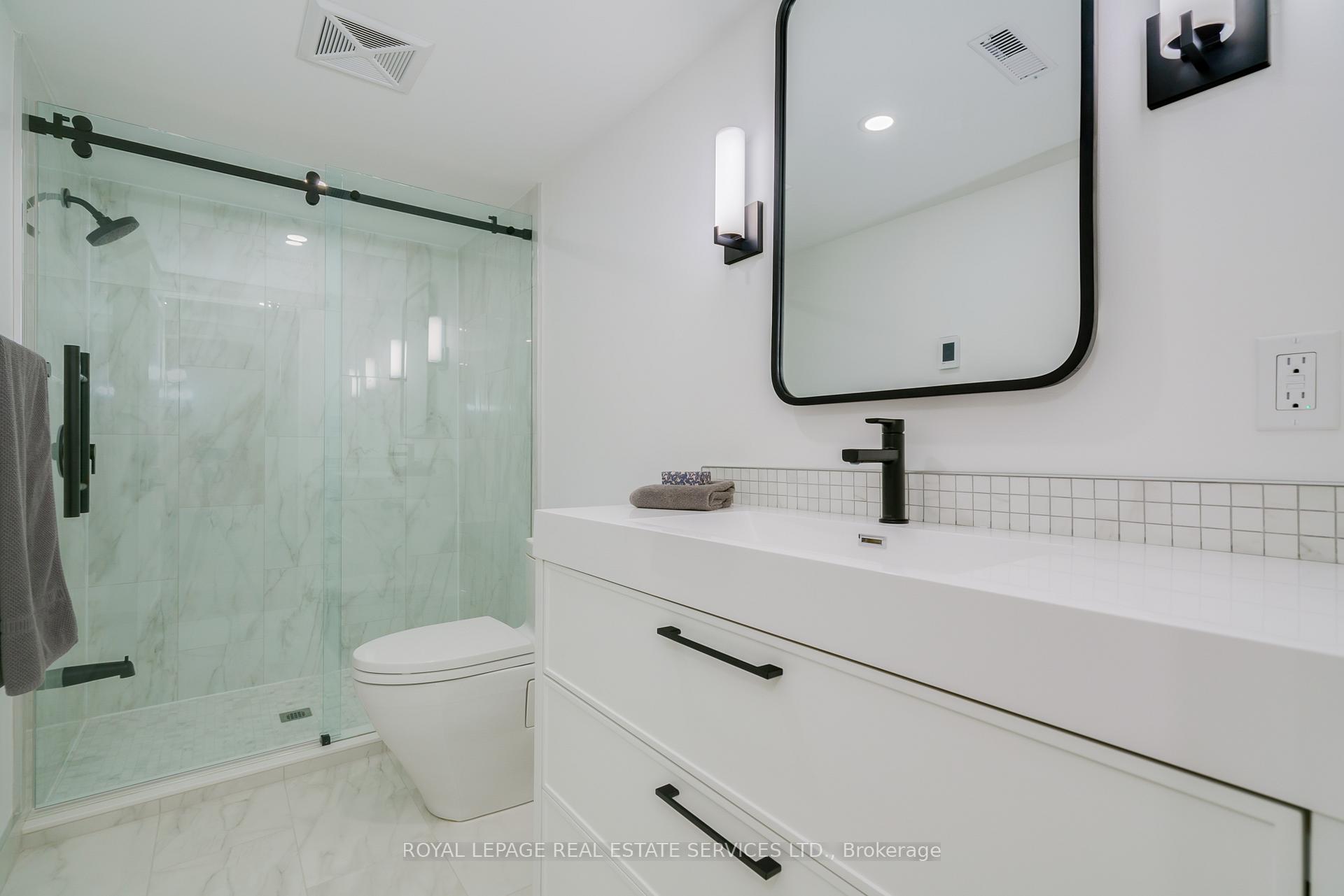 Photo 10 of Unit Lower, 354 Merton Street, Toronto, Mount Pleasant East — HOMEH