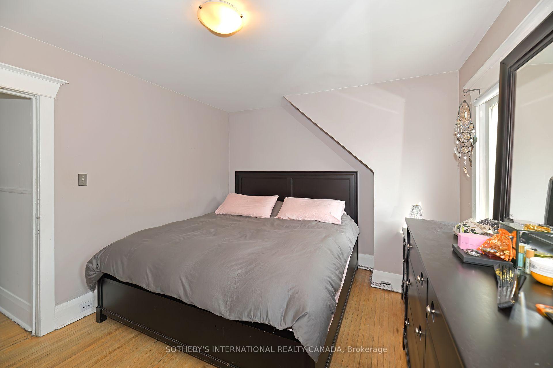 Photo 7 of 60 Mortimer Avenue, Toronto, Broadview North — HOMEH