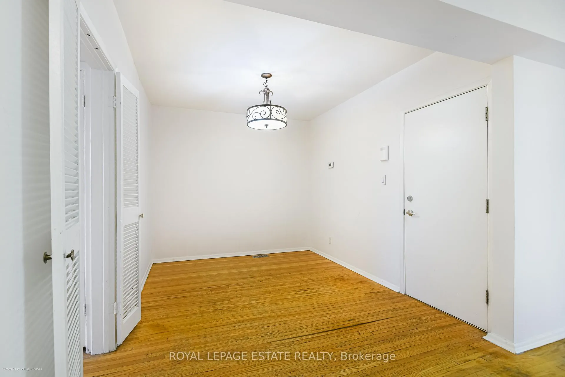 Photo 3 of Unit main floor, 106 Main Street, Toronto, East End-Danforth — HOMEH