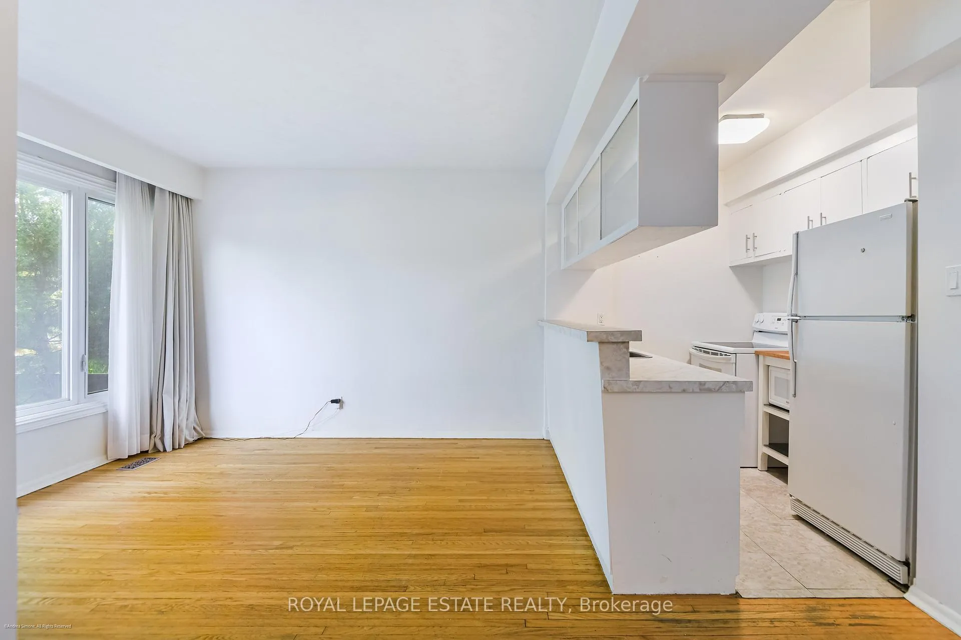Photo 7 of Unit main floor, 106 Main Street, Toronto, East End-Danforth — HOMEH