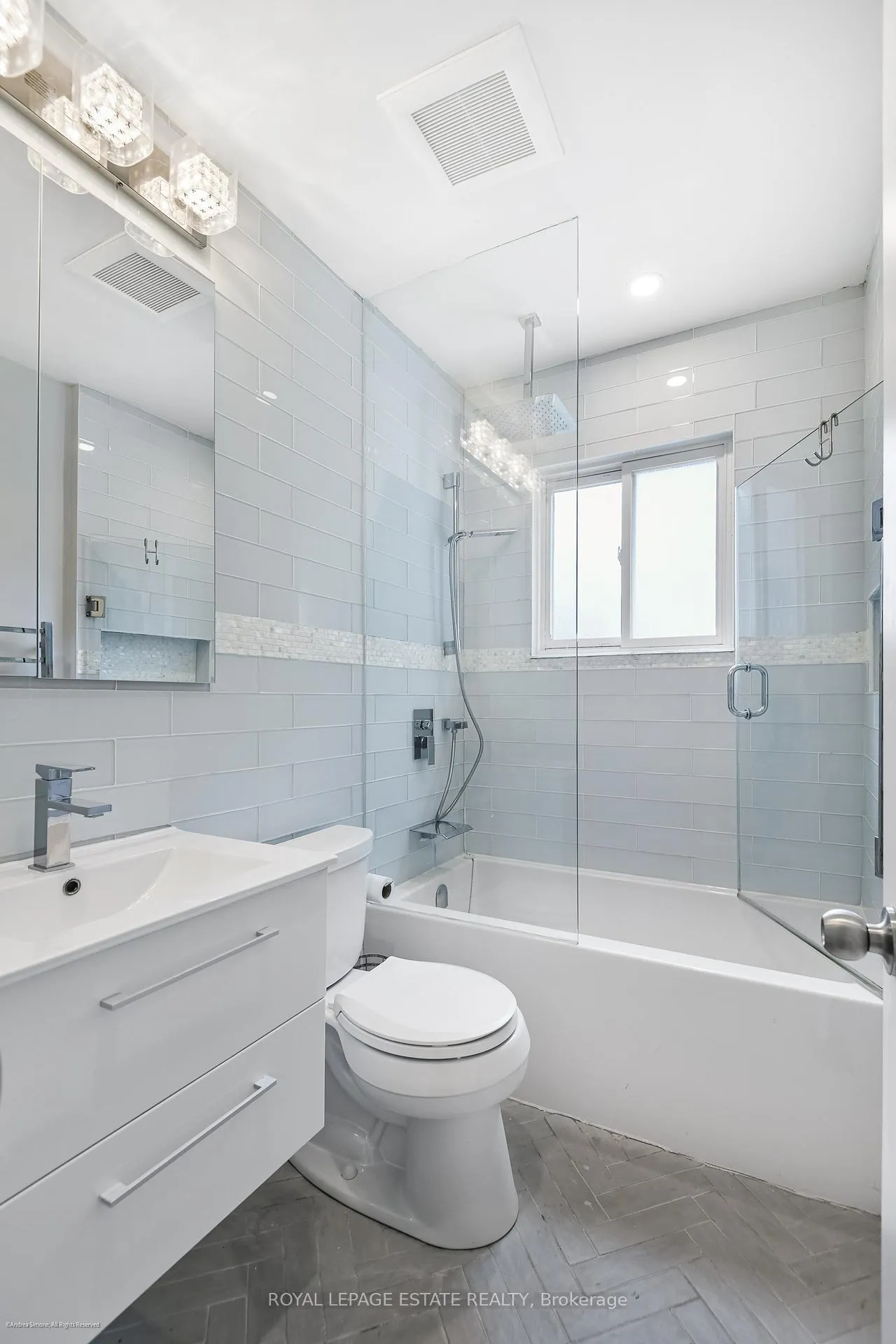 Photo 11 of Unit main floor, 106 Main Street, Toronto, East End-Danforth — HOMEH