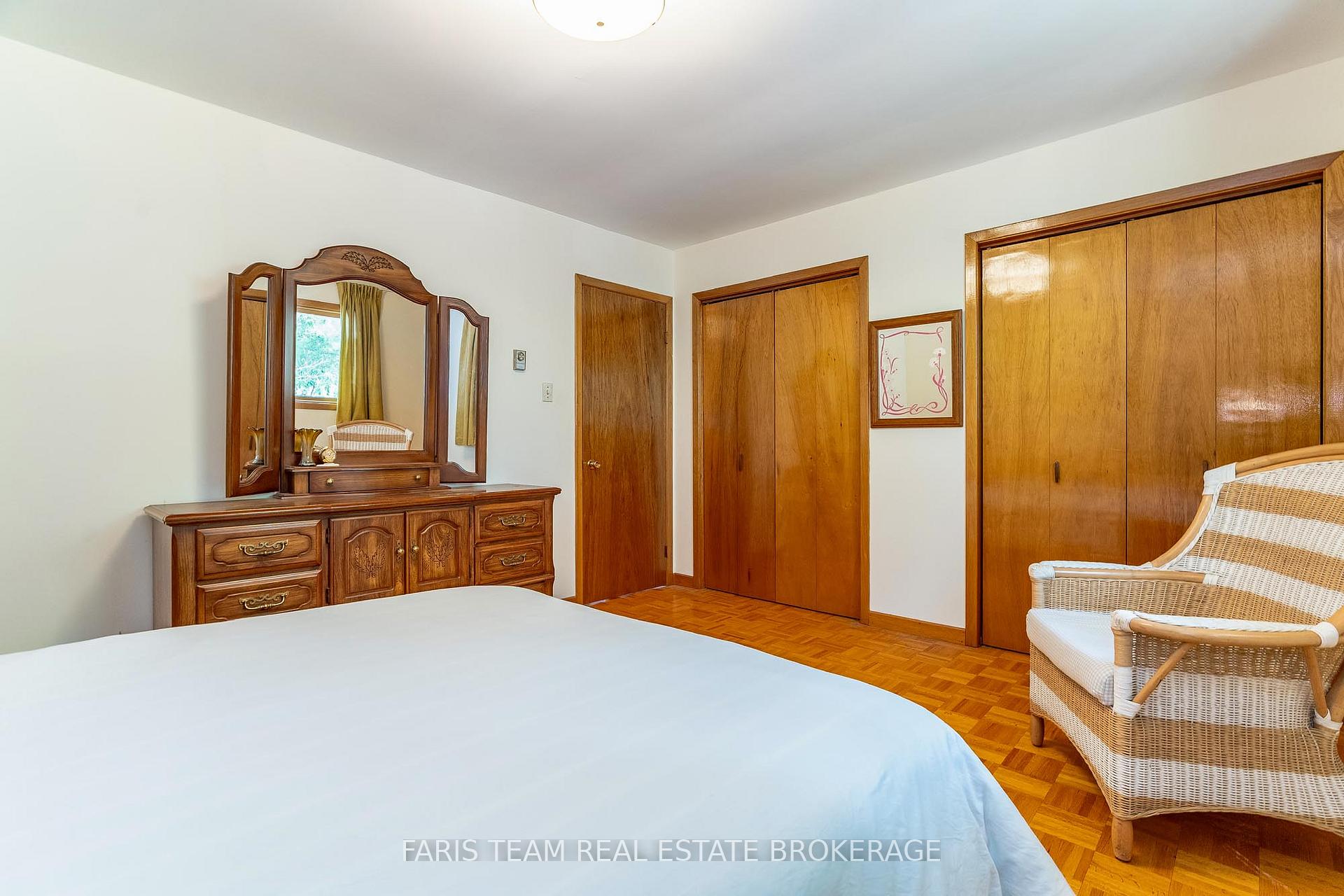 Photo 18 of 29 Lorrie Crescent, Tiny, Rural Tiny — HOMEH