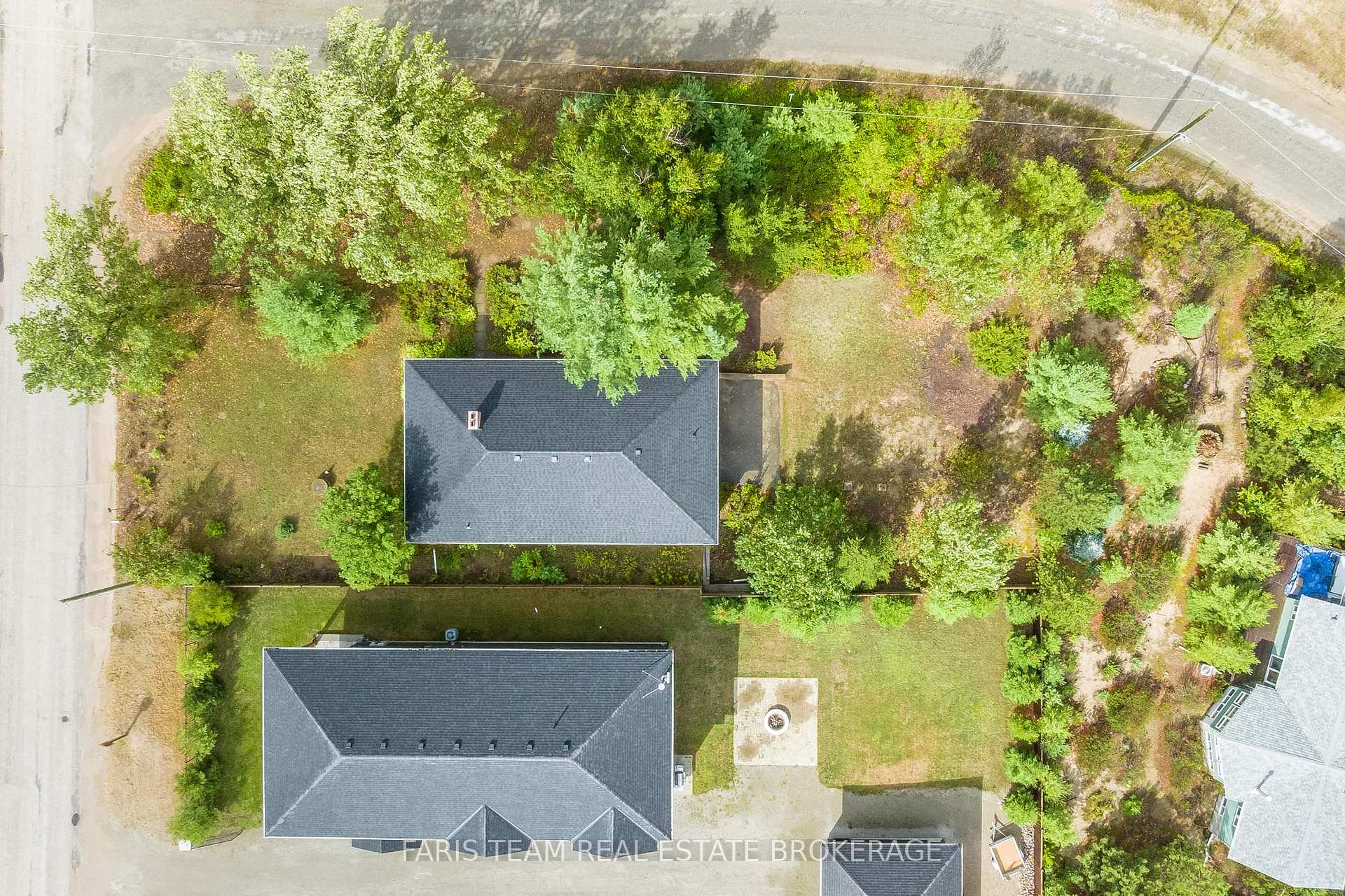 Photo 43 of 29 Lorrie Crescent, Tiny, Rural Tiny — HOMEH